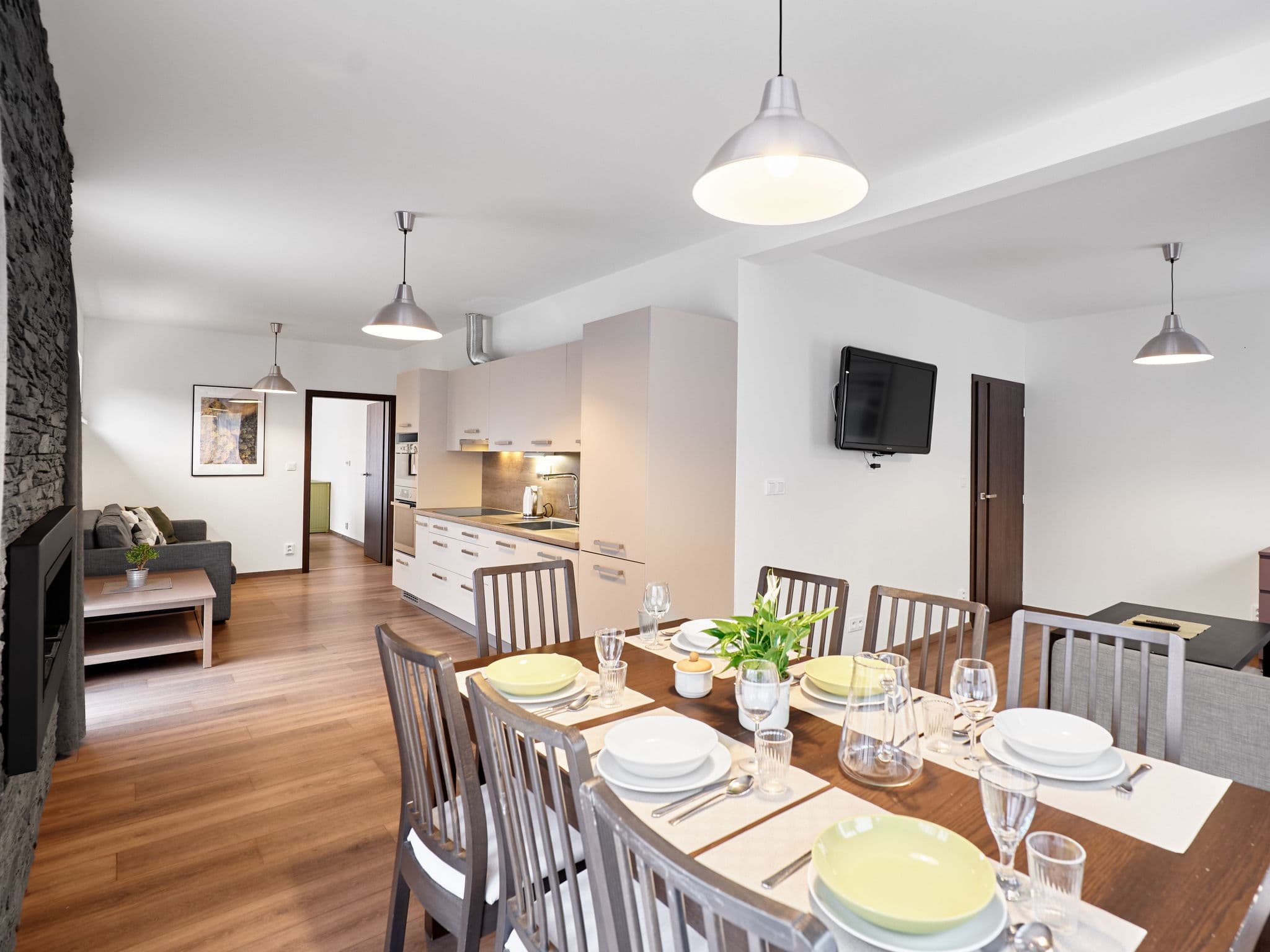 Kitchen / Dining Room