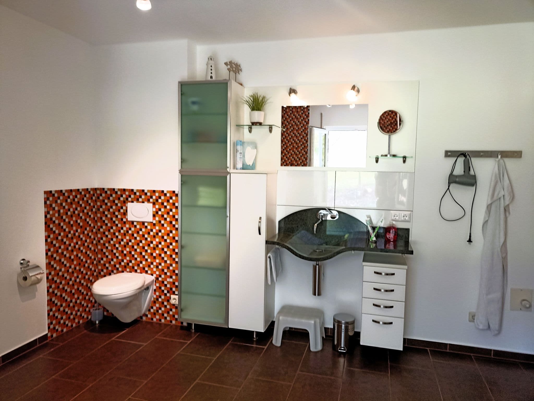 Bathroom / Wellness