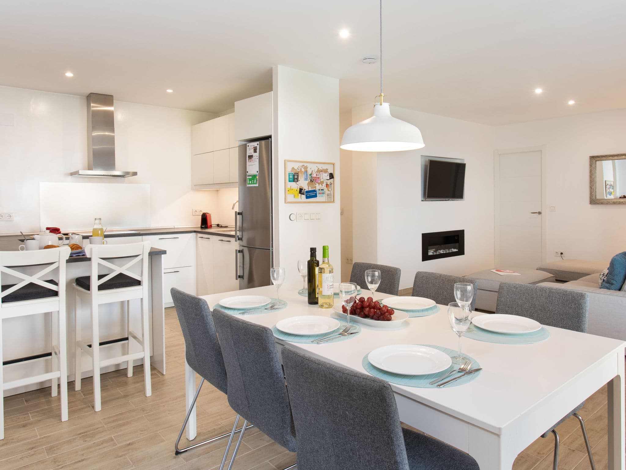 Kitchen / Dining Room