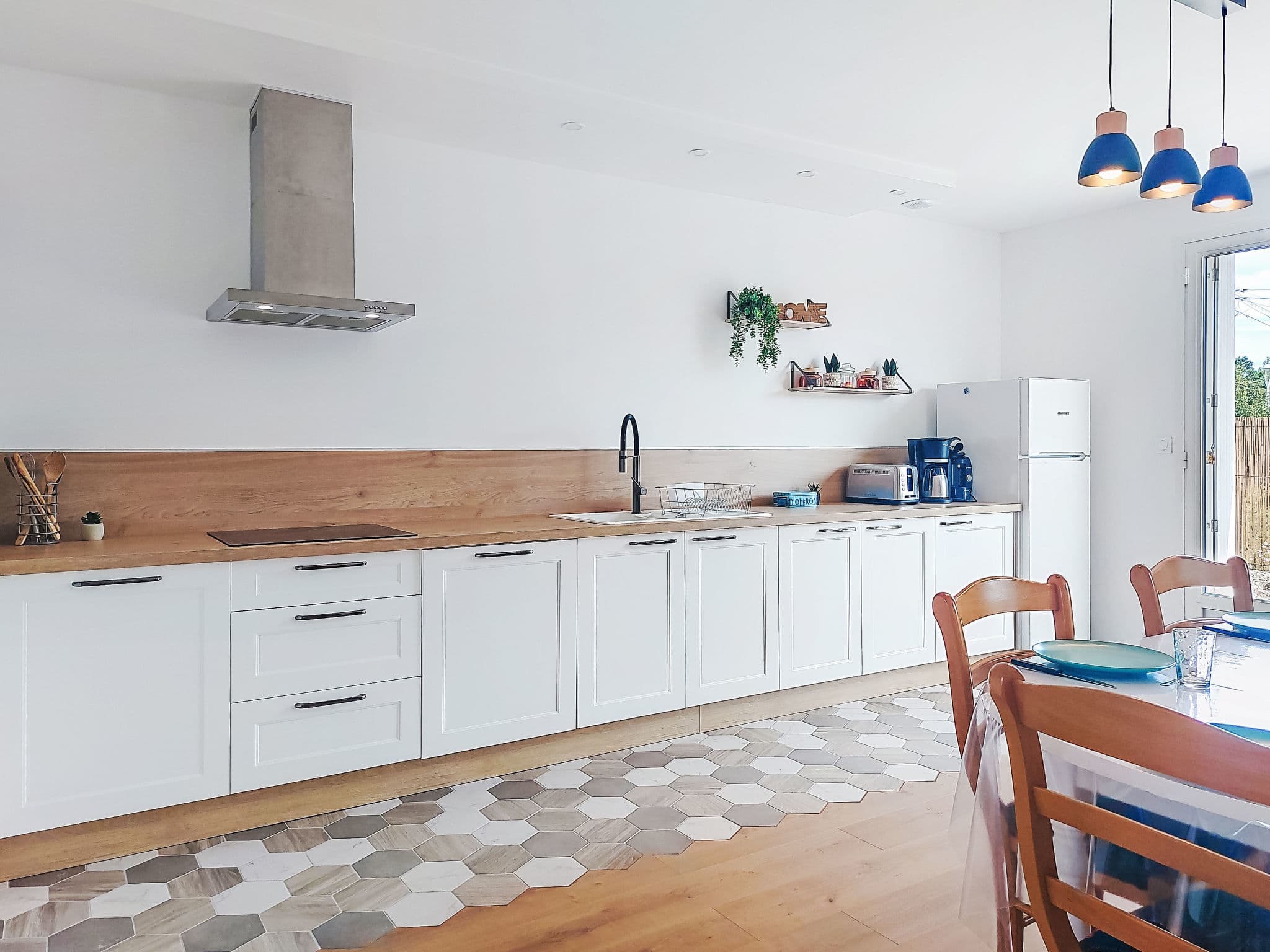 Kitchen / Dining Room