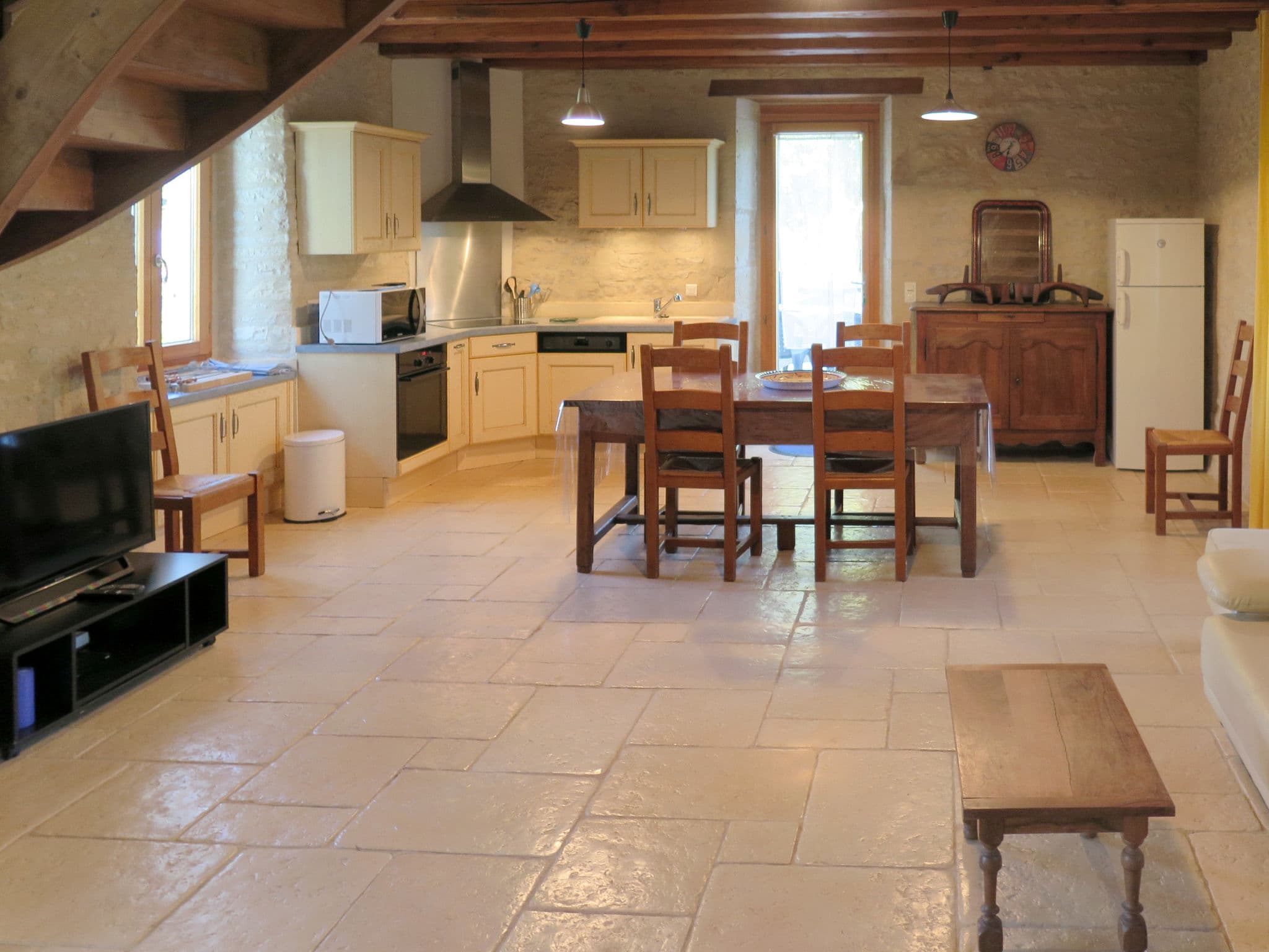 Kitchen / Dining Room