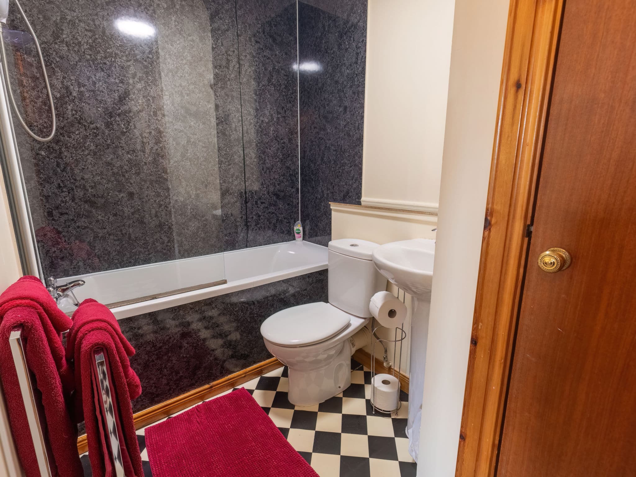 Bathroom / Wellness
