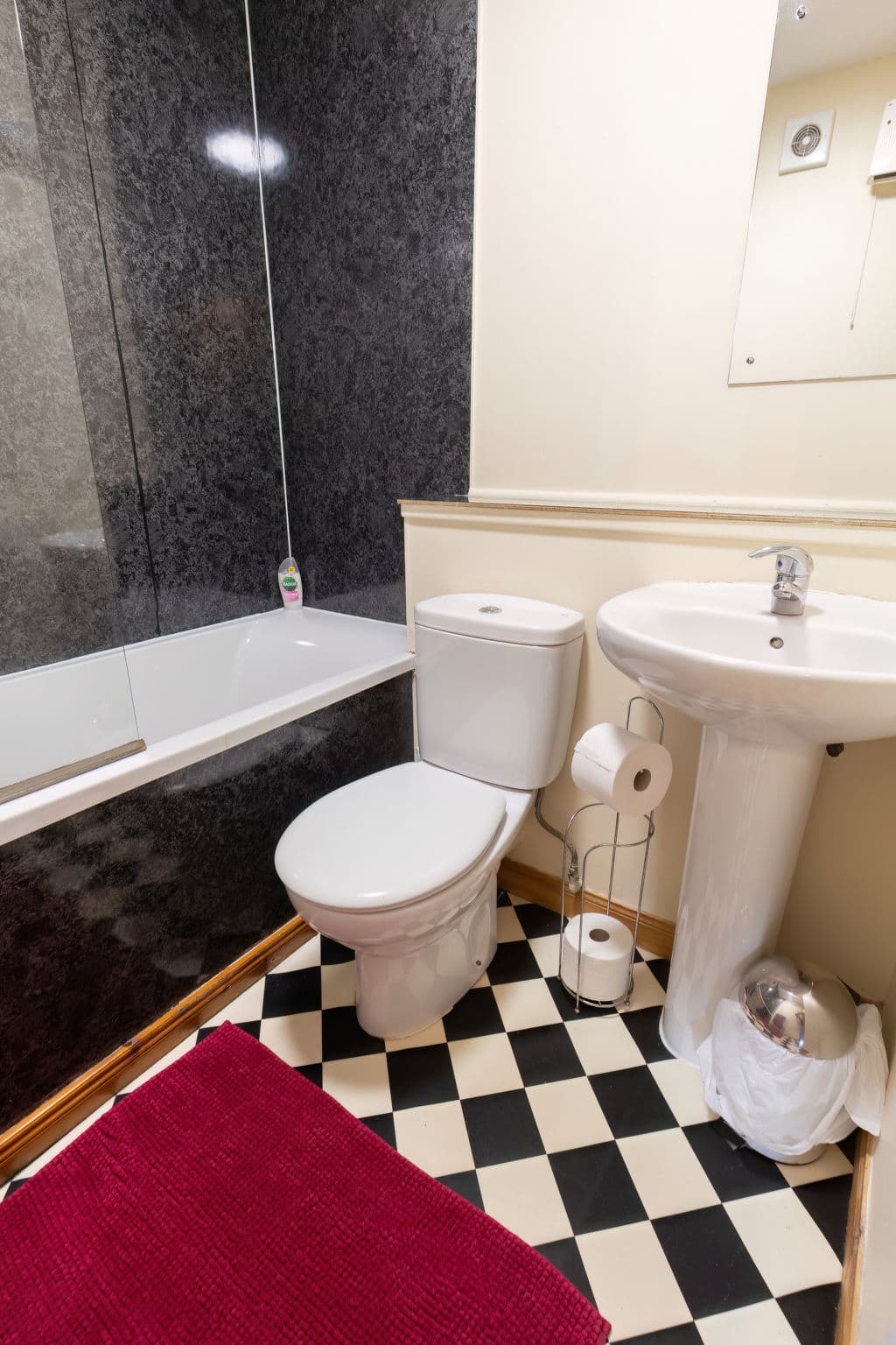 Bathroom / Wellness