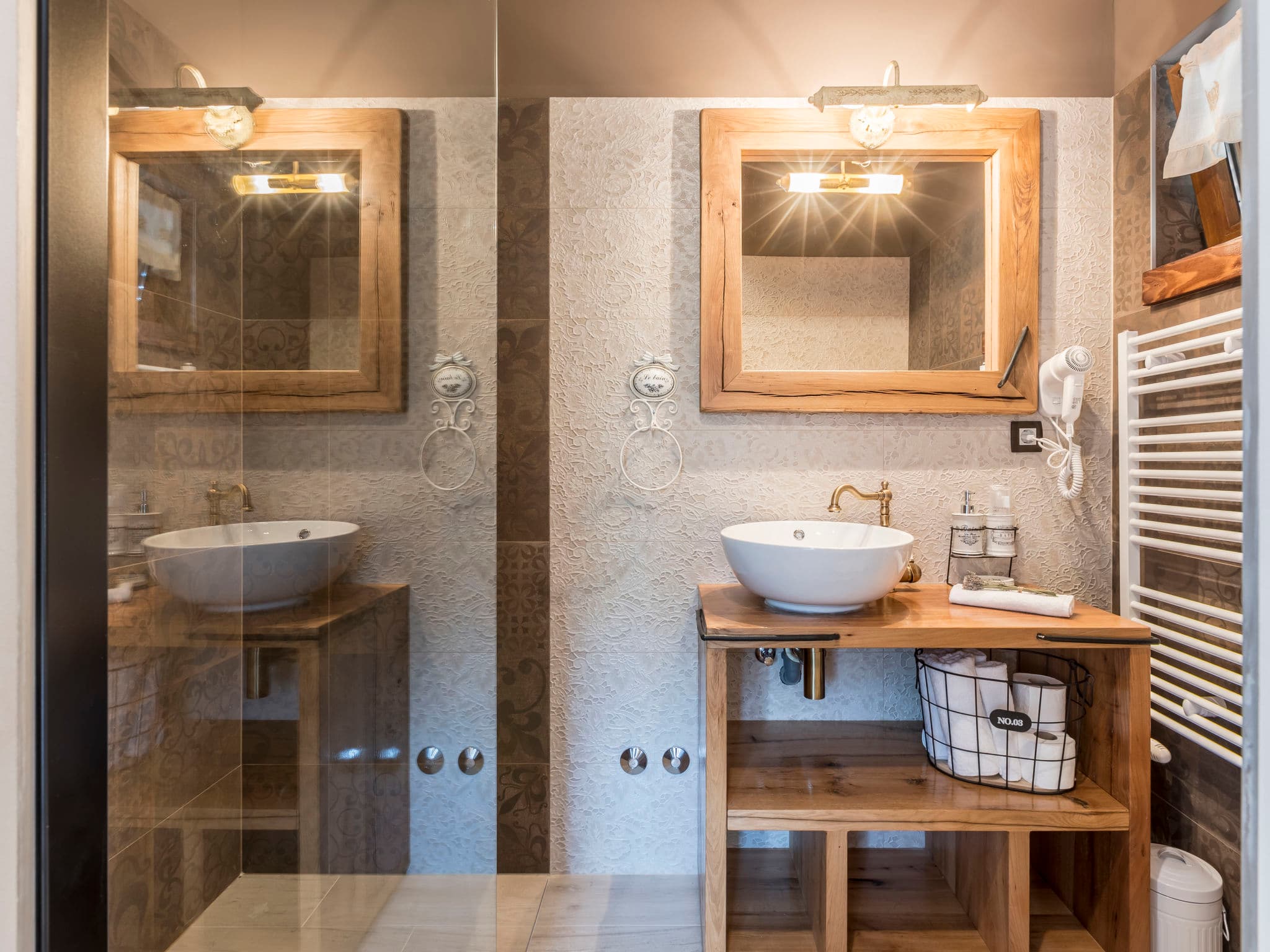 Bathroom / Wellness
