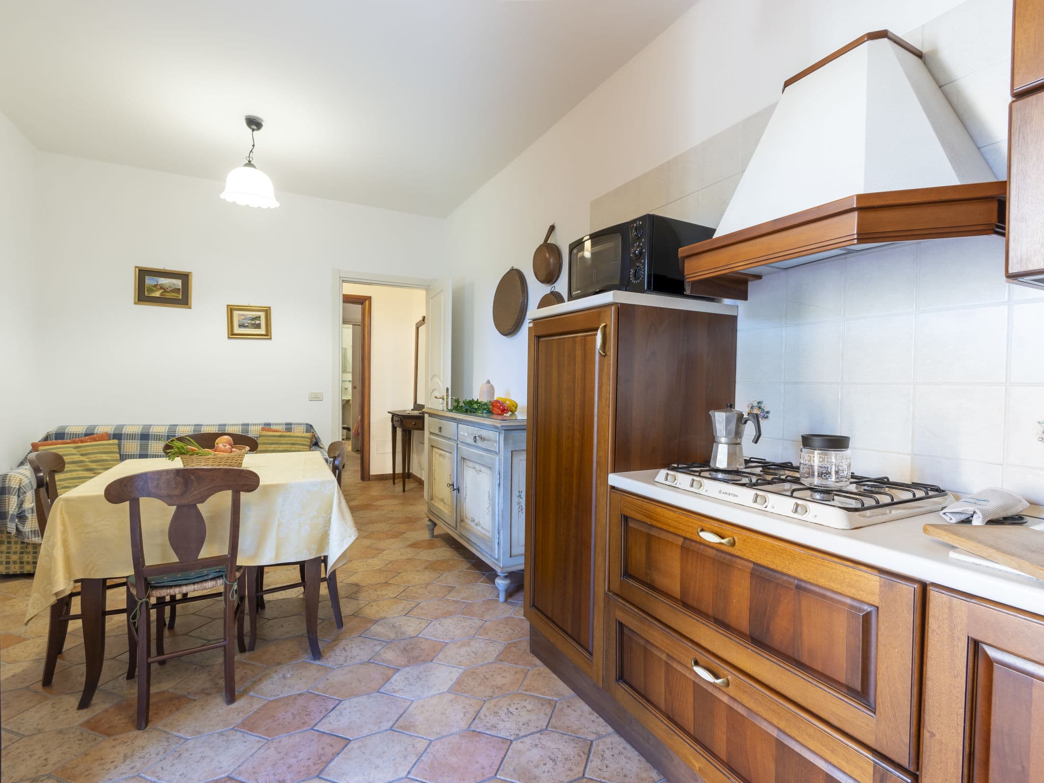 Kitchen / Dining Room