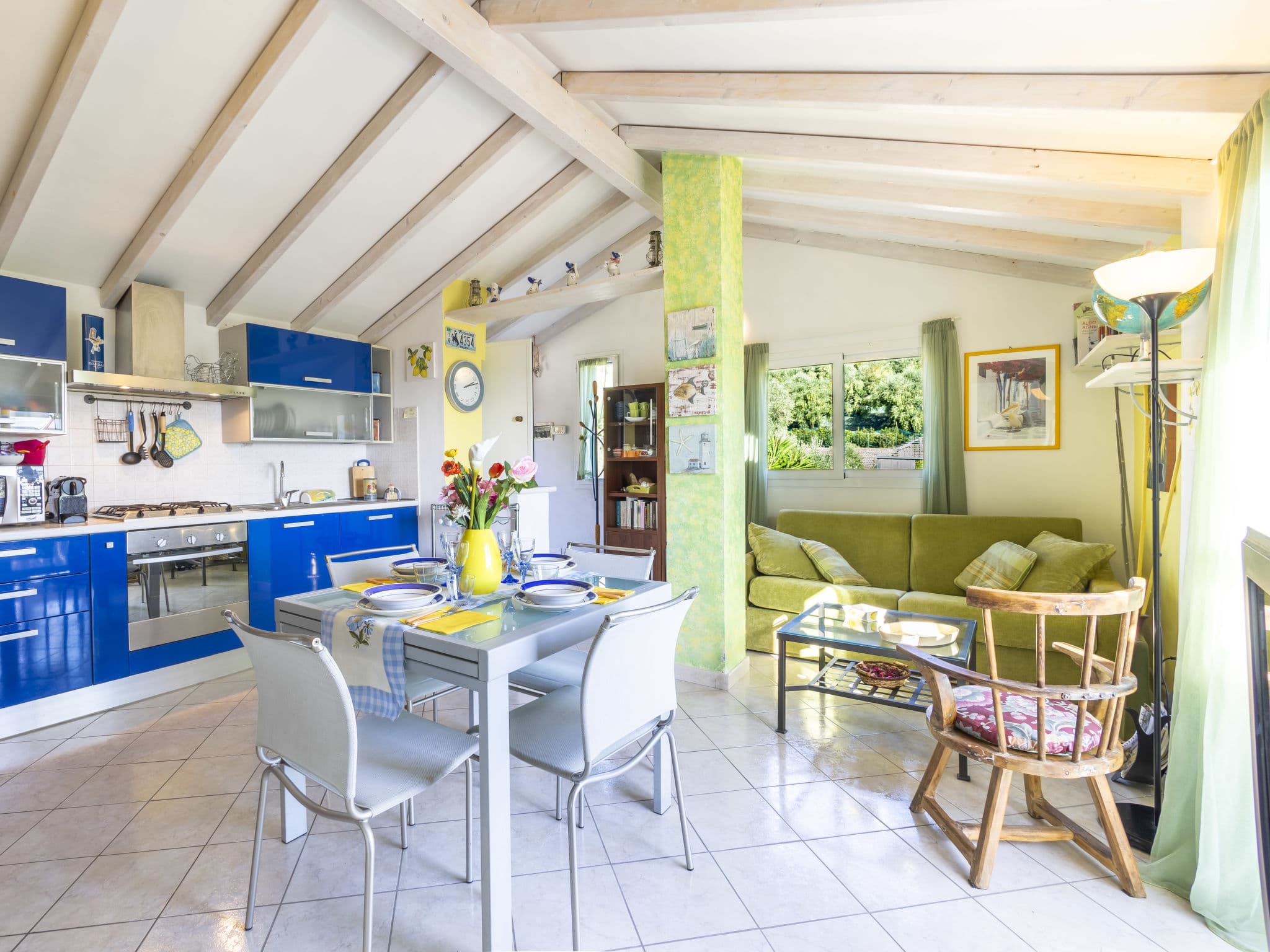 Kitchen / Dining Room