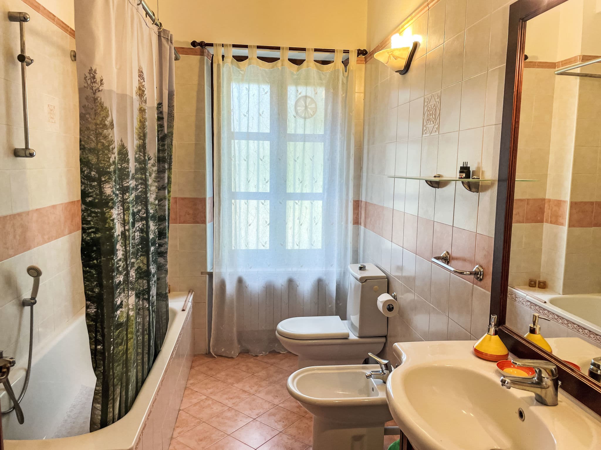 Bathroom / Wellness