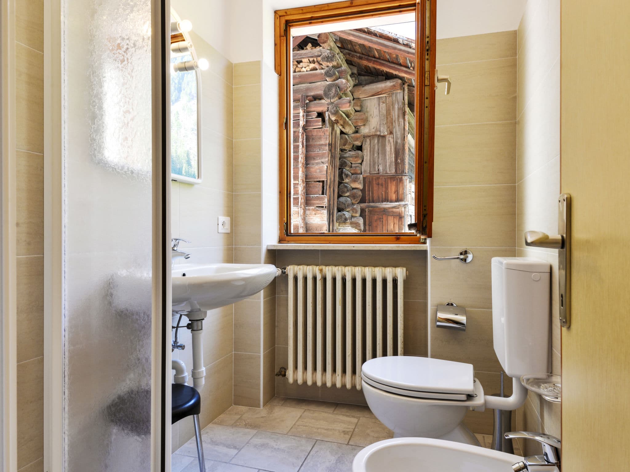 Bathroom / Wellness