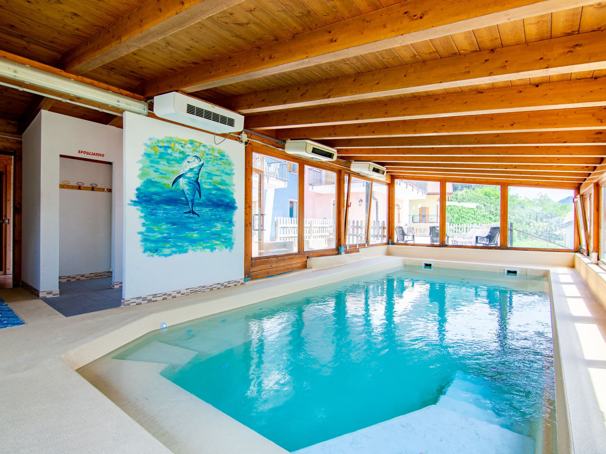 Pool Indoor
