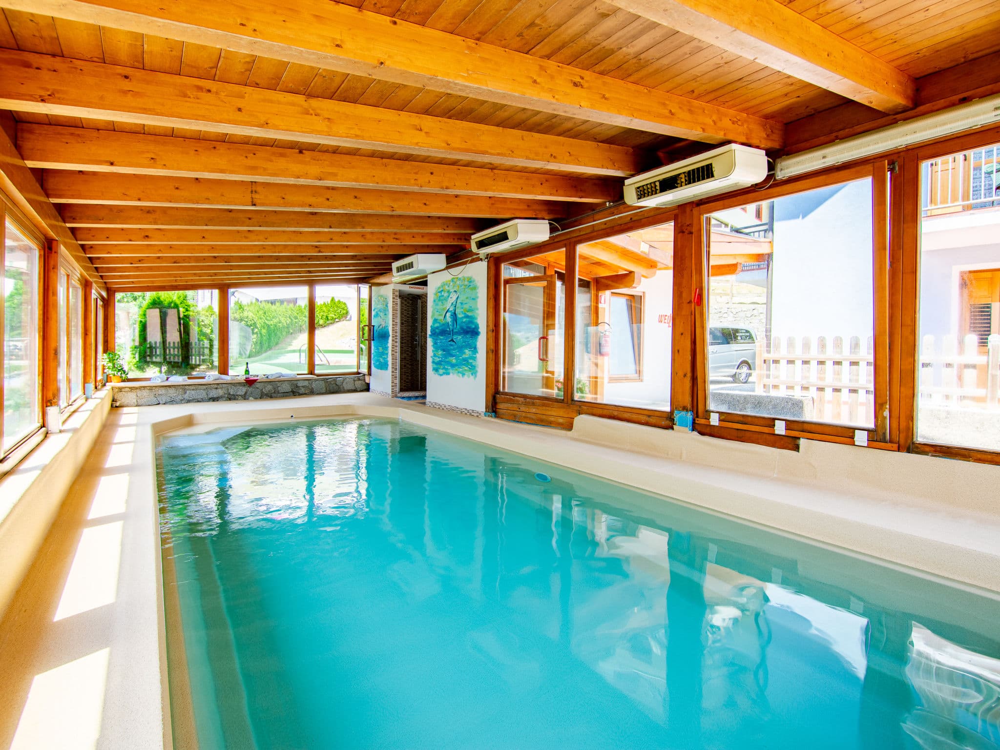 Pool Indoor