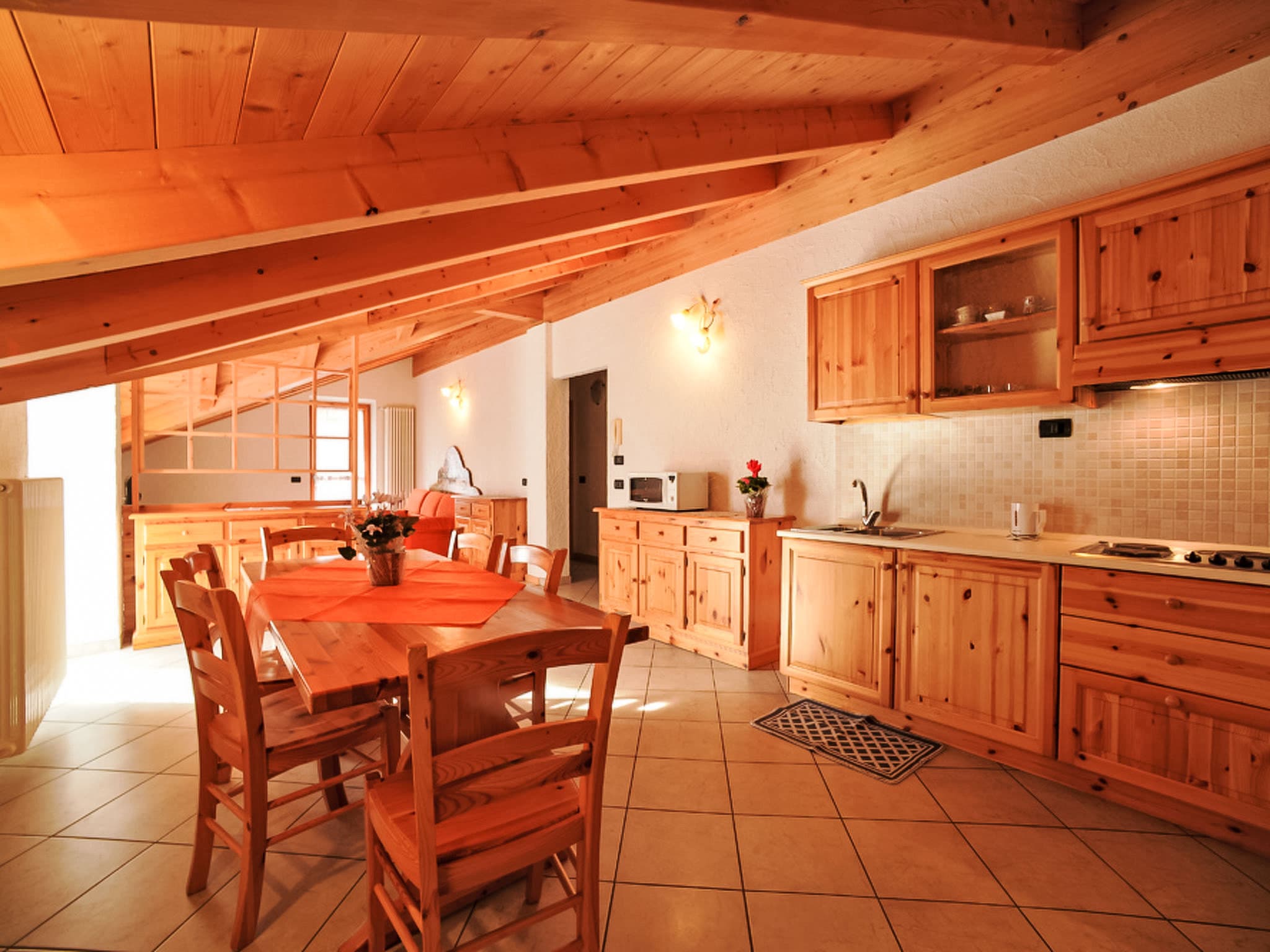 Kitchen / Dining Room