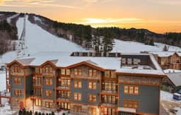Summit View | New Build, Ski in/out, All Year Pool