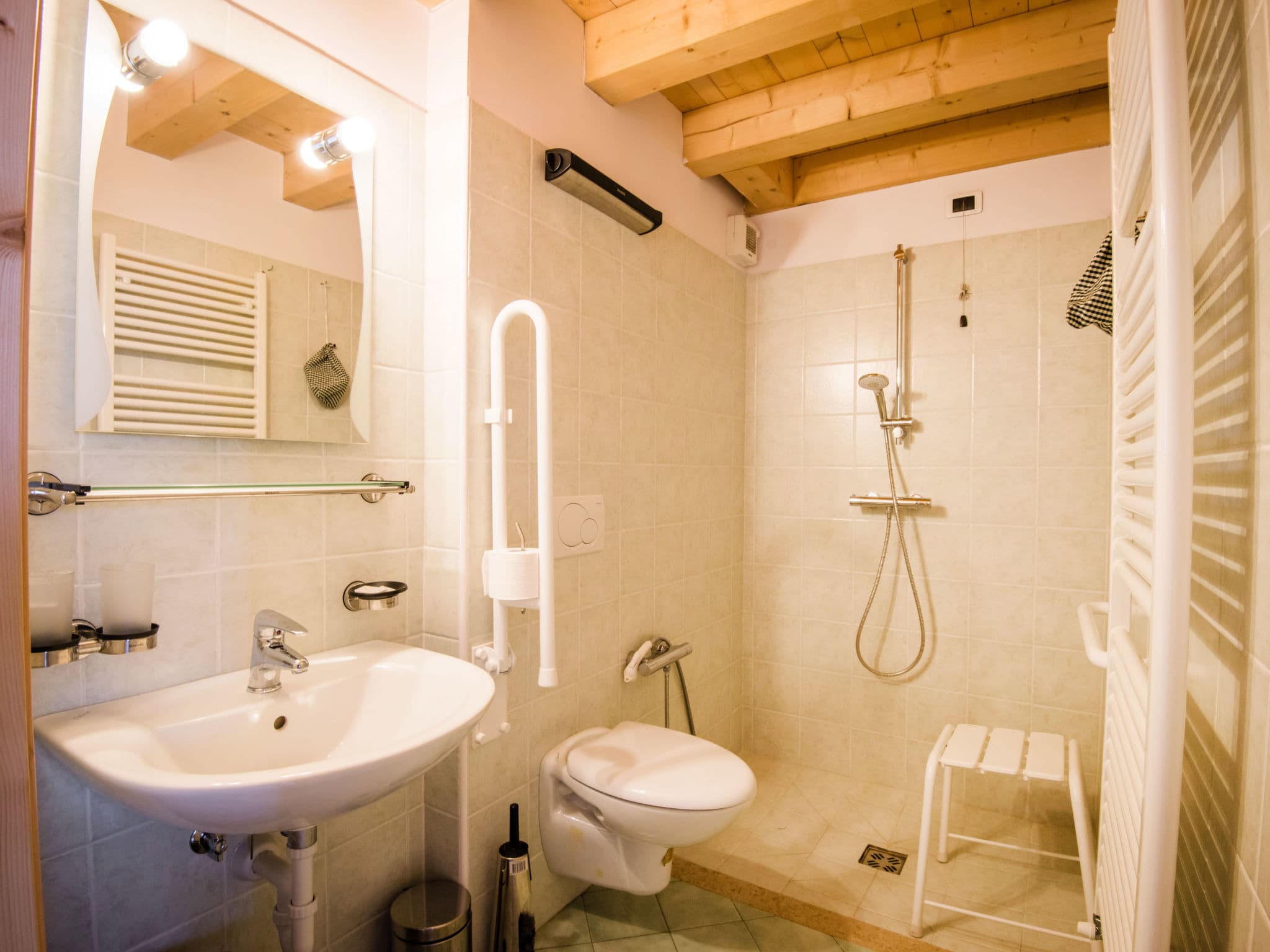 Bathroom / Wellness