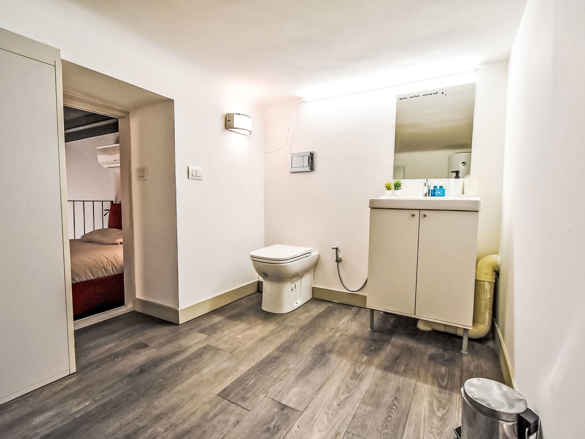 Bathroom / Wellness