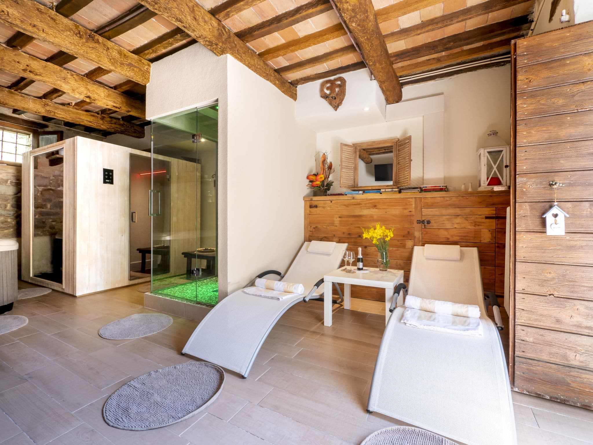 Bathroom / Wellness