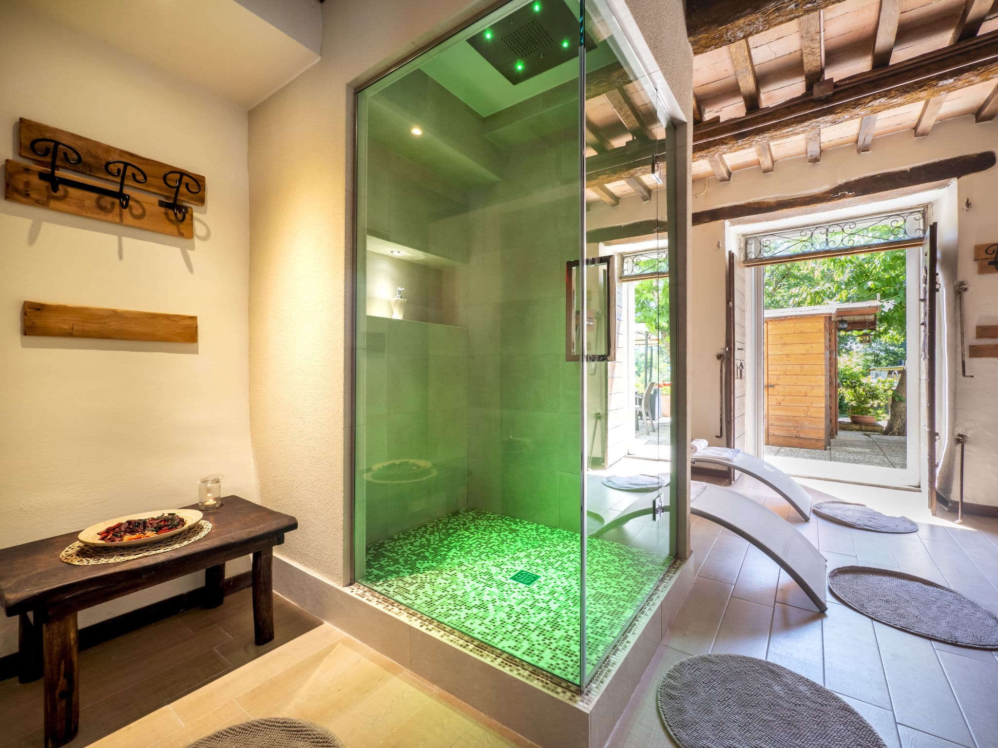 Bathroom / Wellness