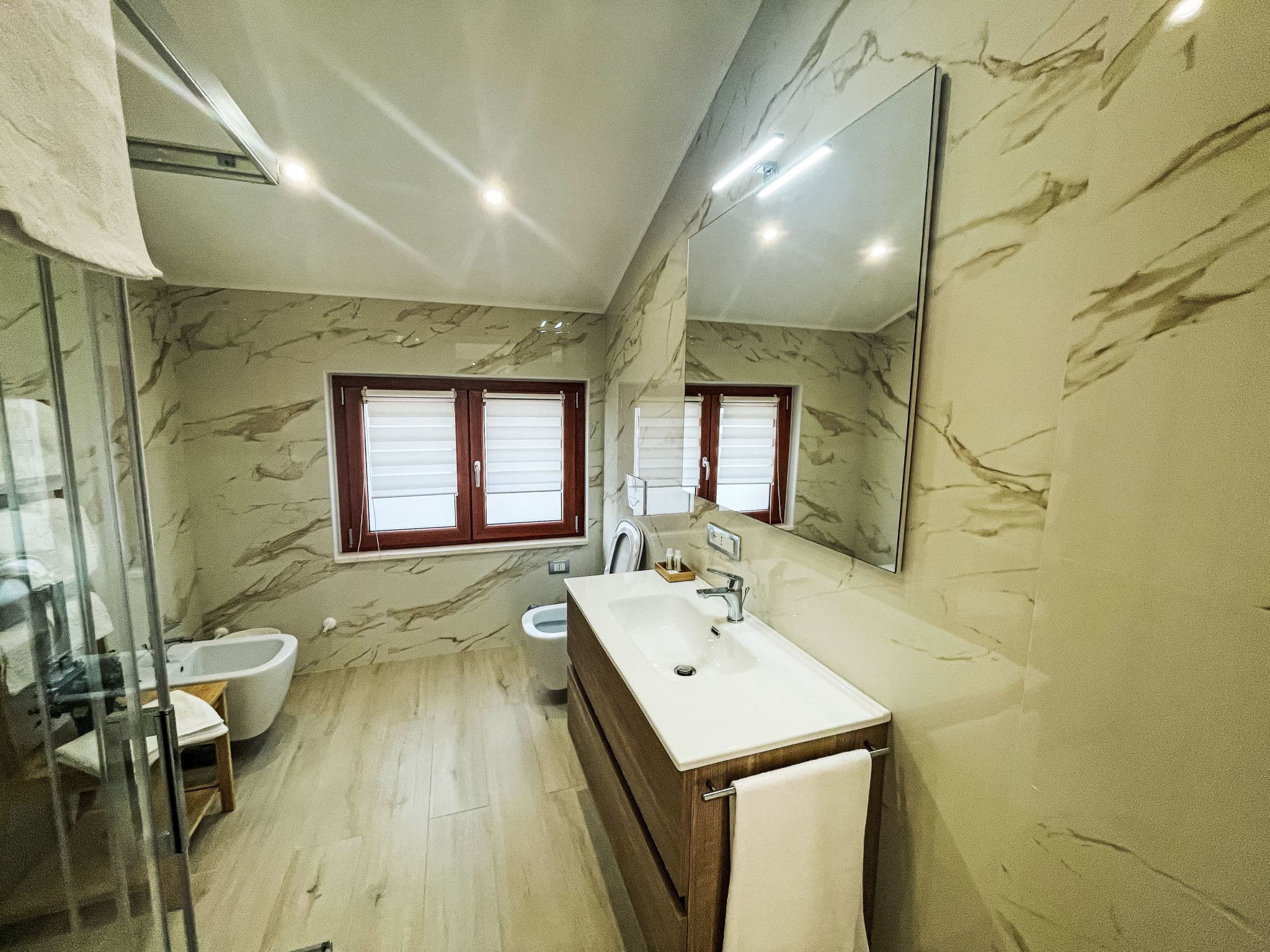 Bathroom / Wellness