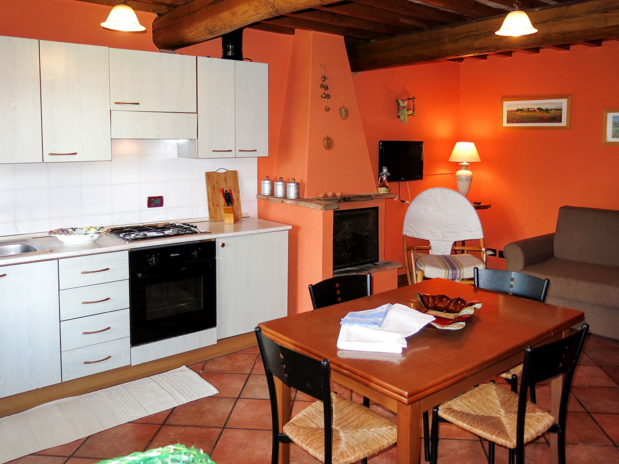 Kitchen / Dining Room