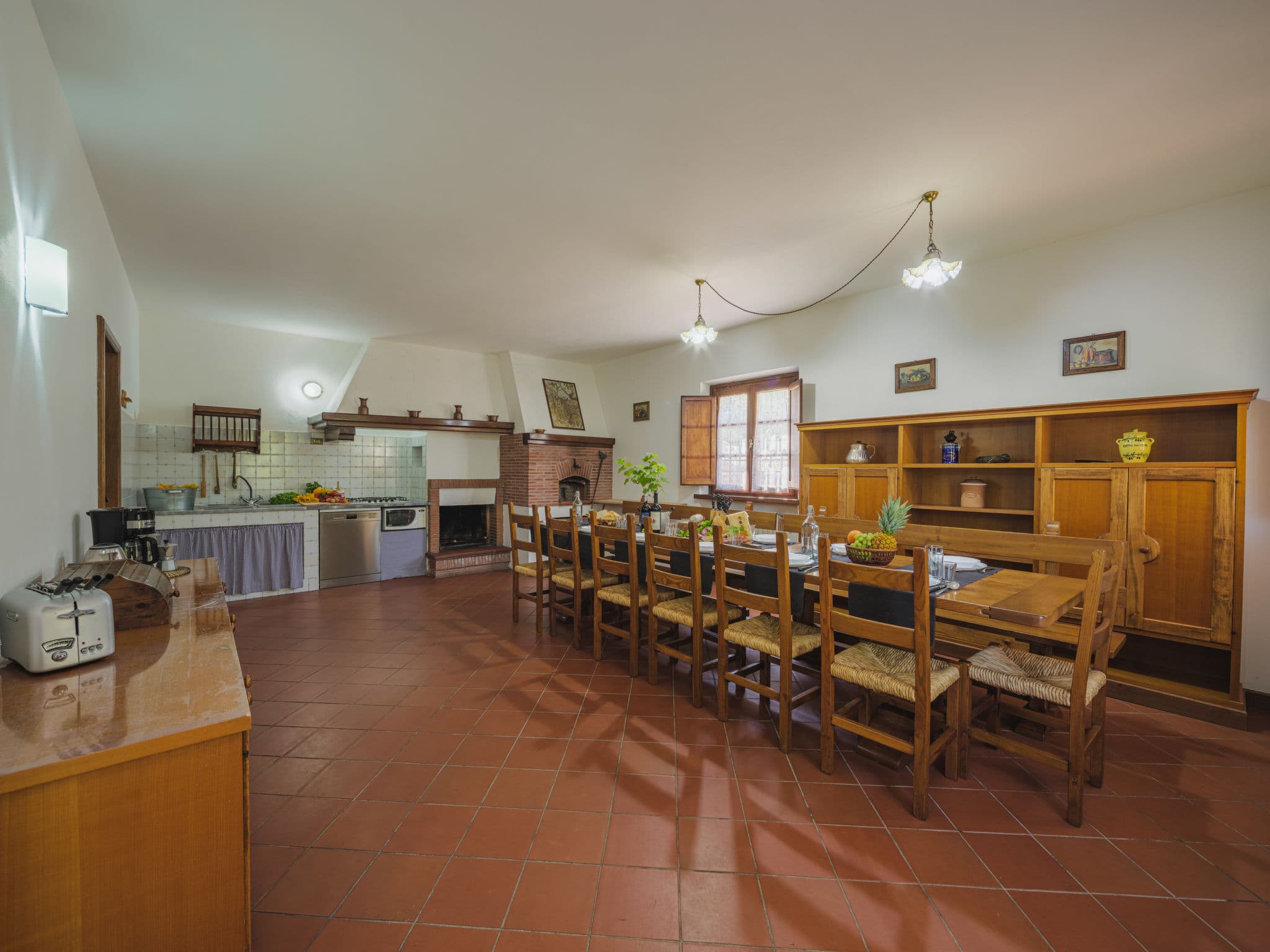 Kitchen / Dining Room