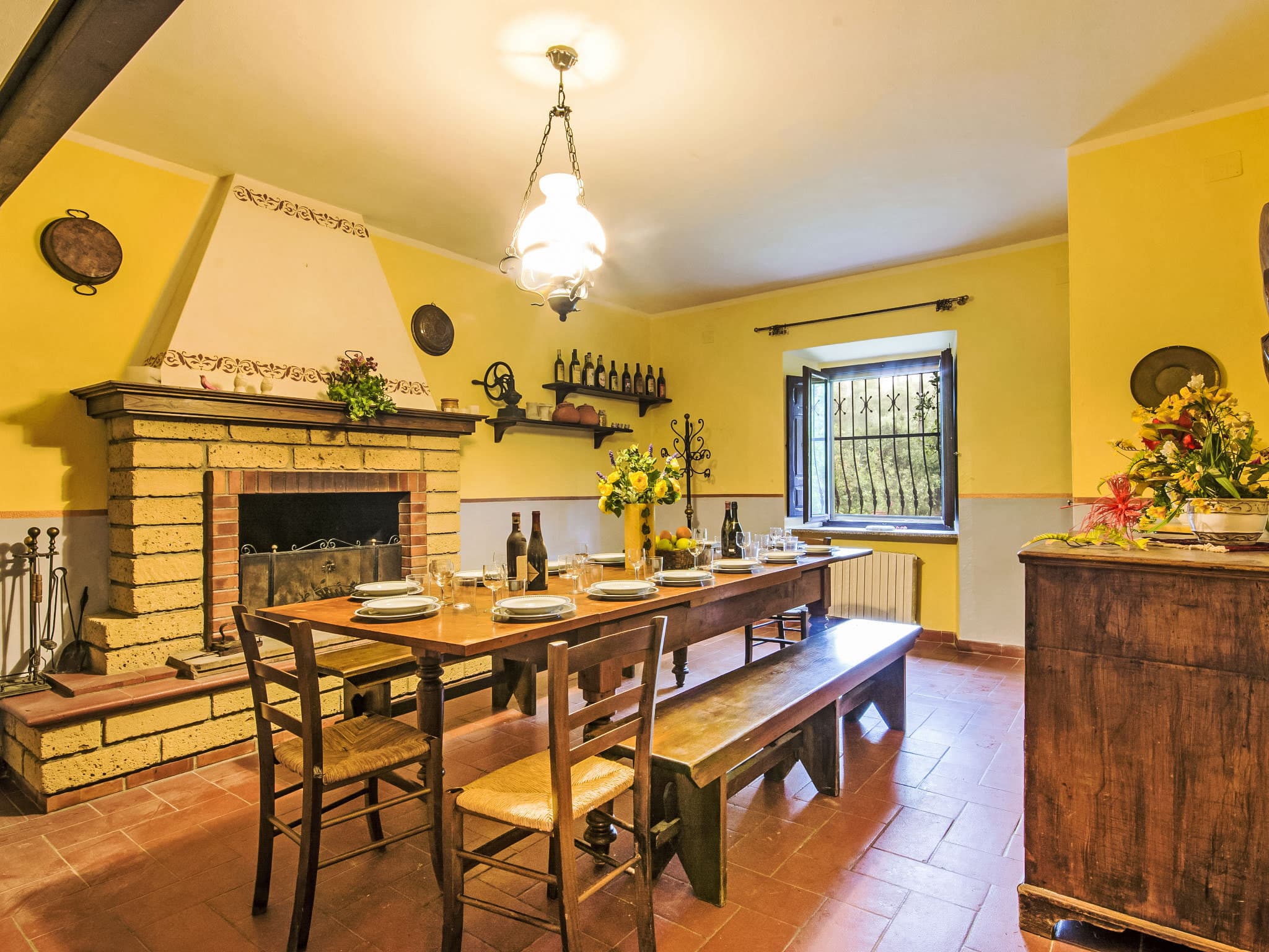 Kitchen / Dining Room