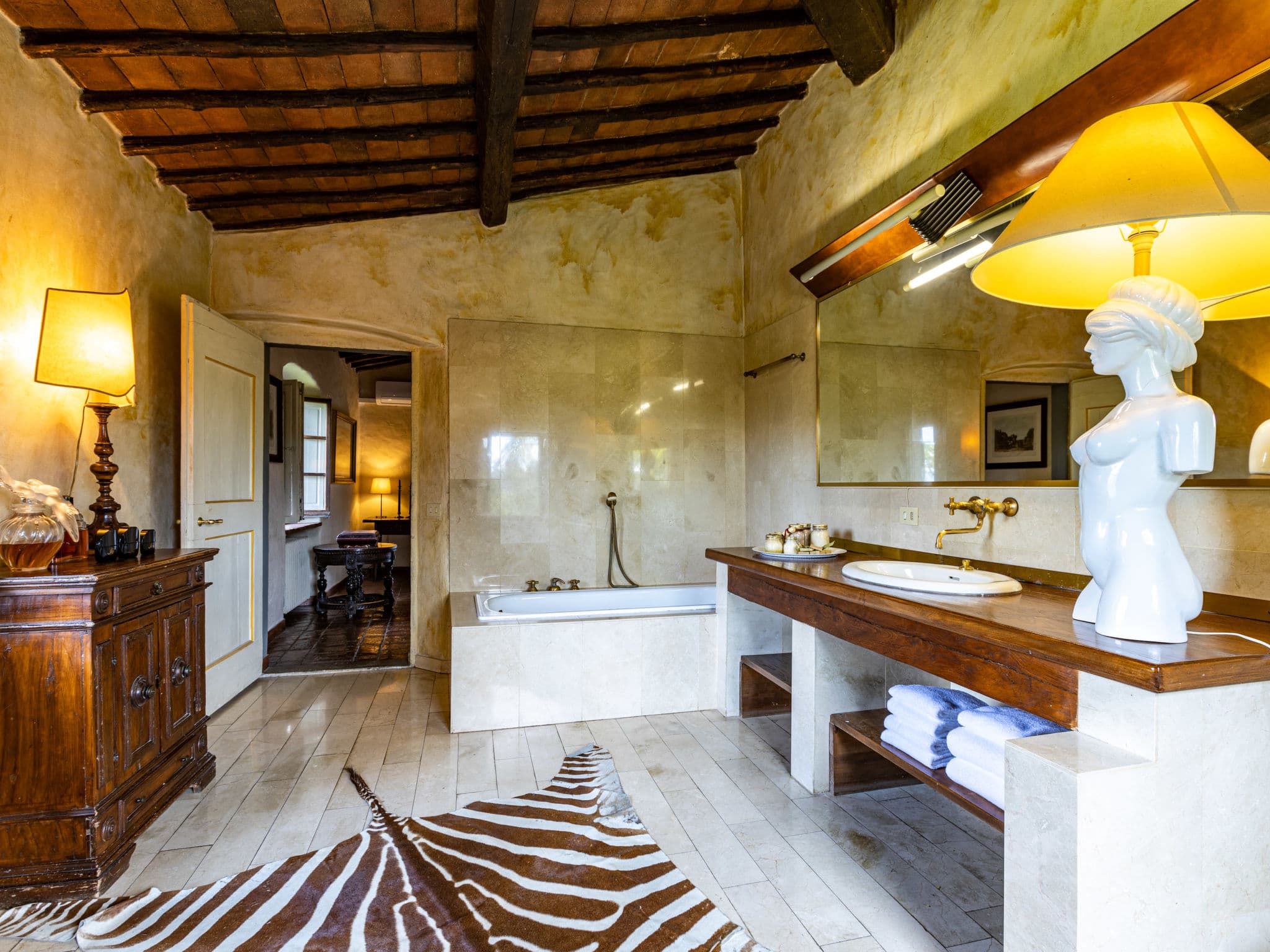 Bathroom / Wellness