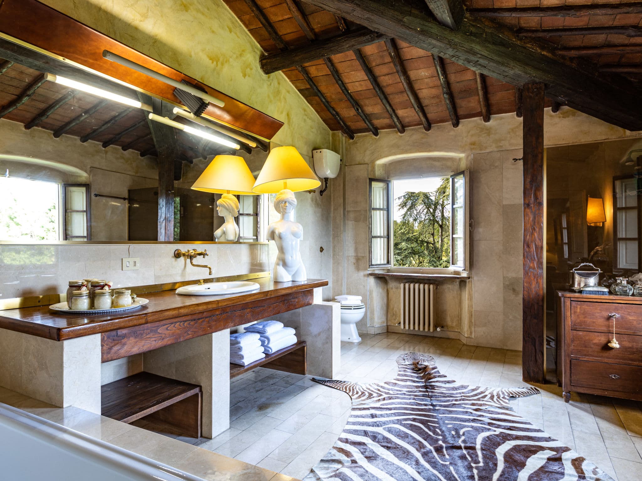 Bathroom / Wellness