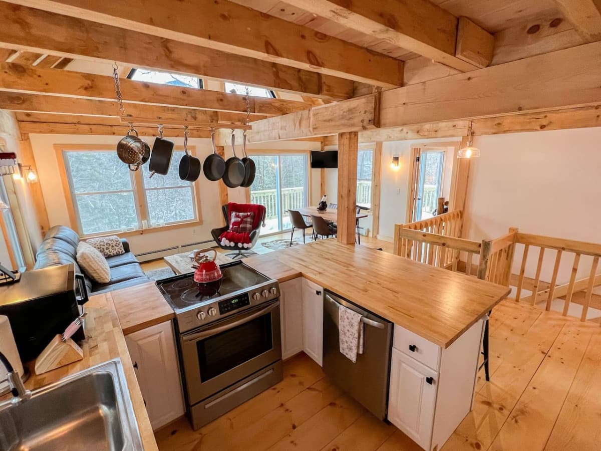 Fully equipped kitchen