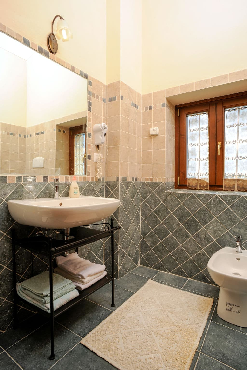 Bathroom / Wellness
