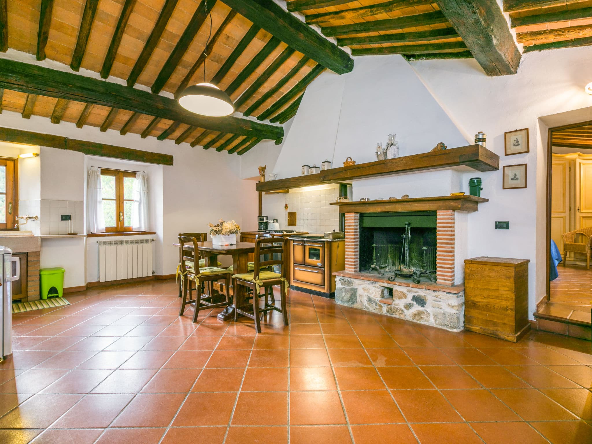 Kitchen / Dining Room