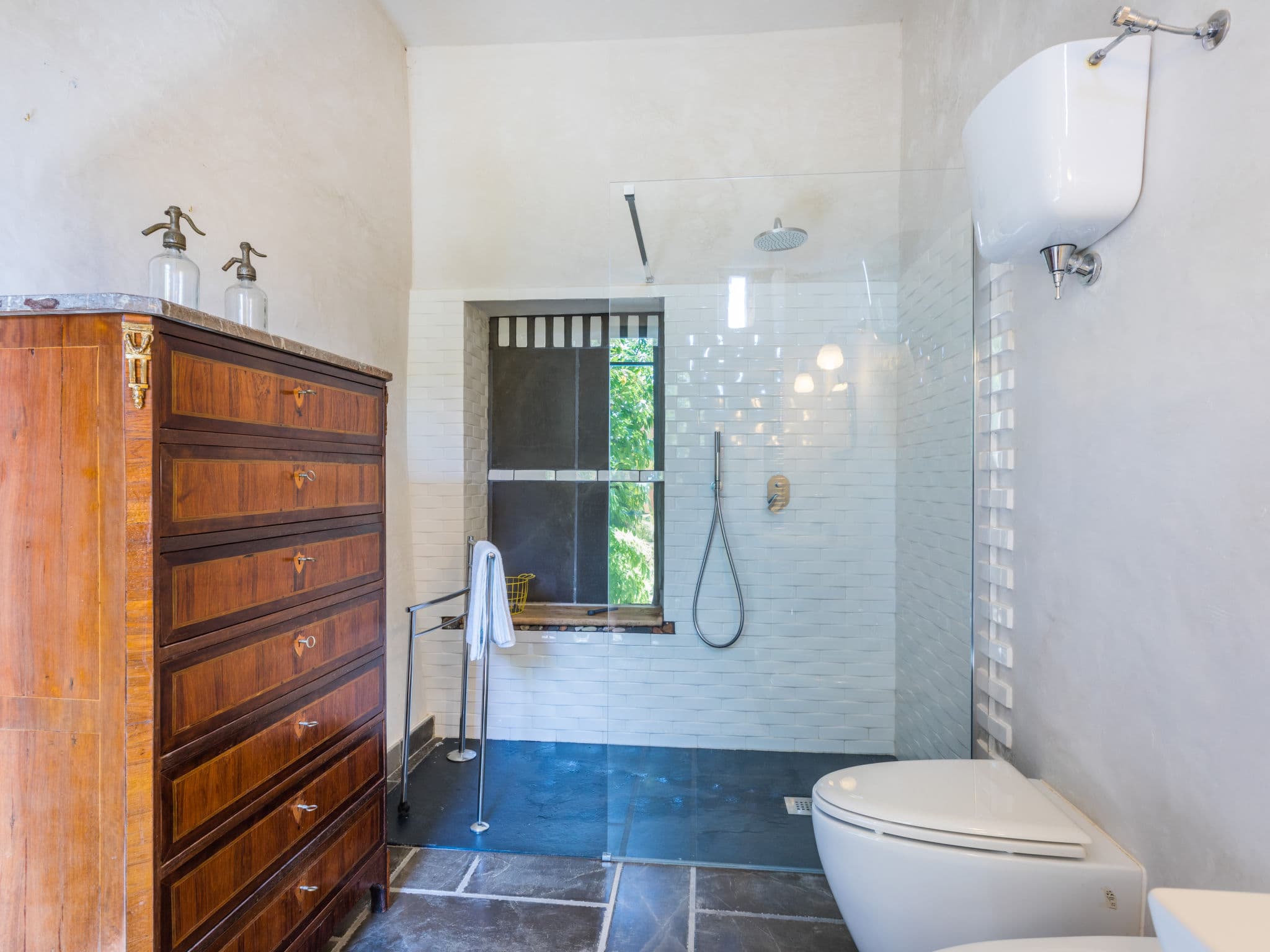 Bathroom / Wellness