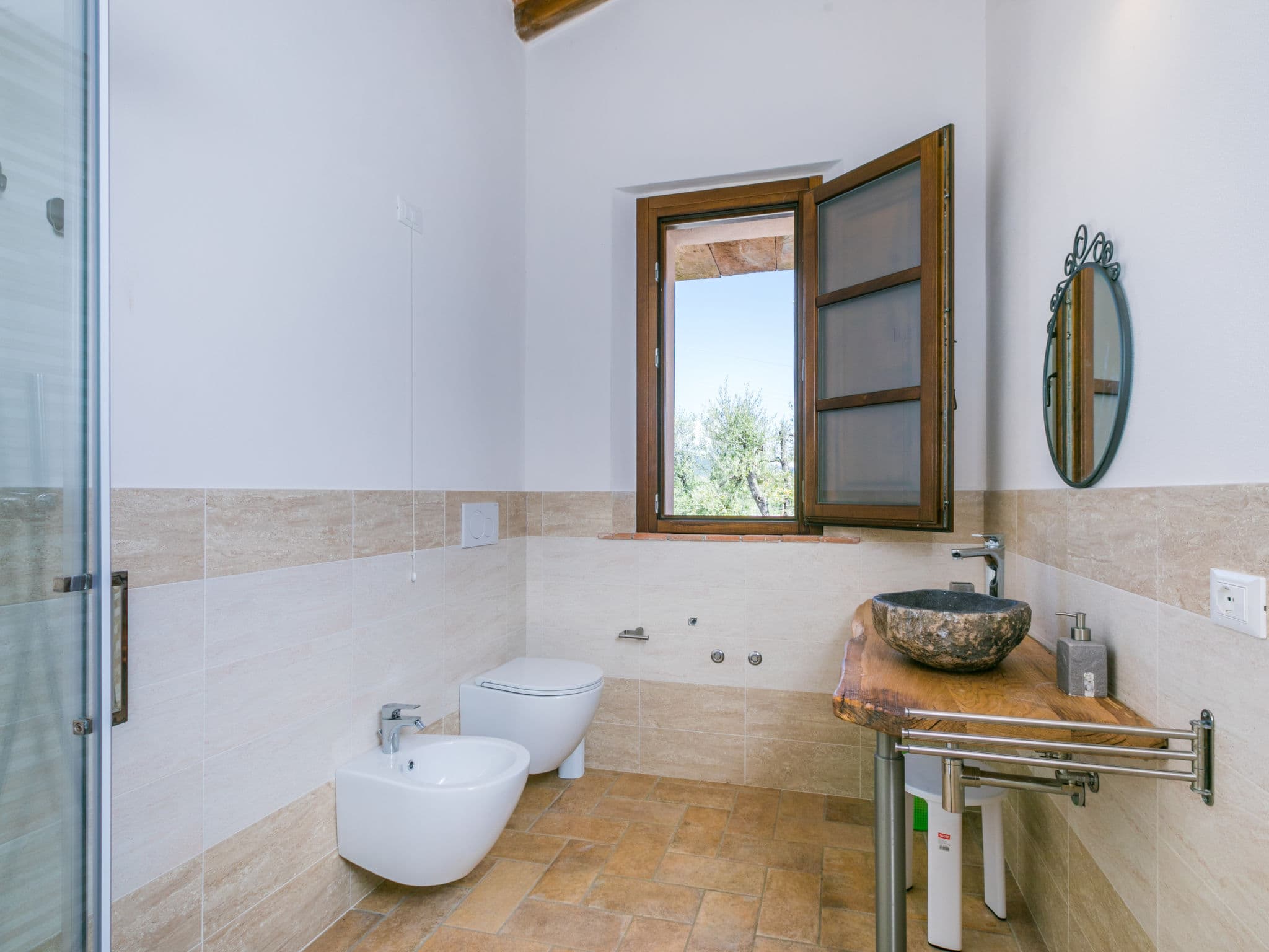Bathroom / Wellness
