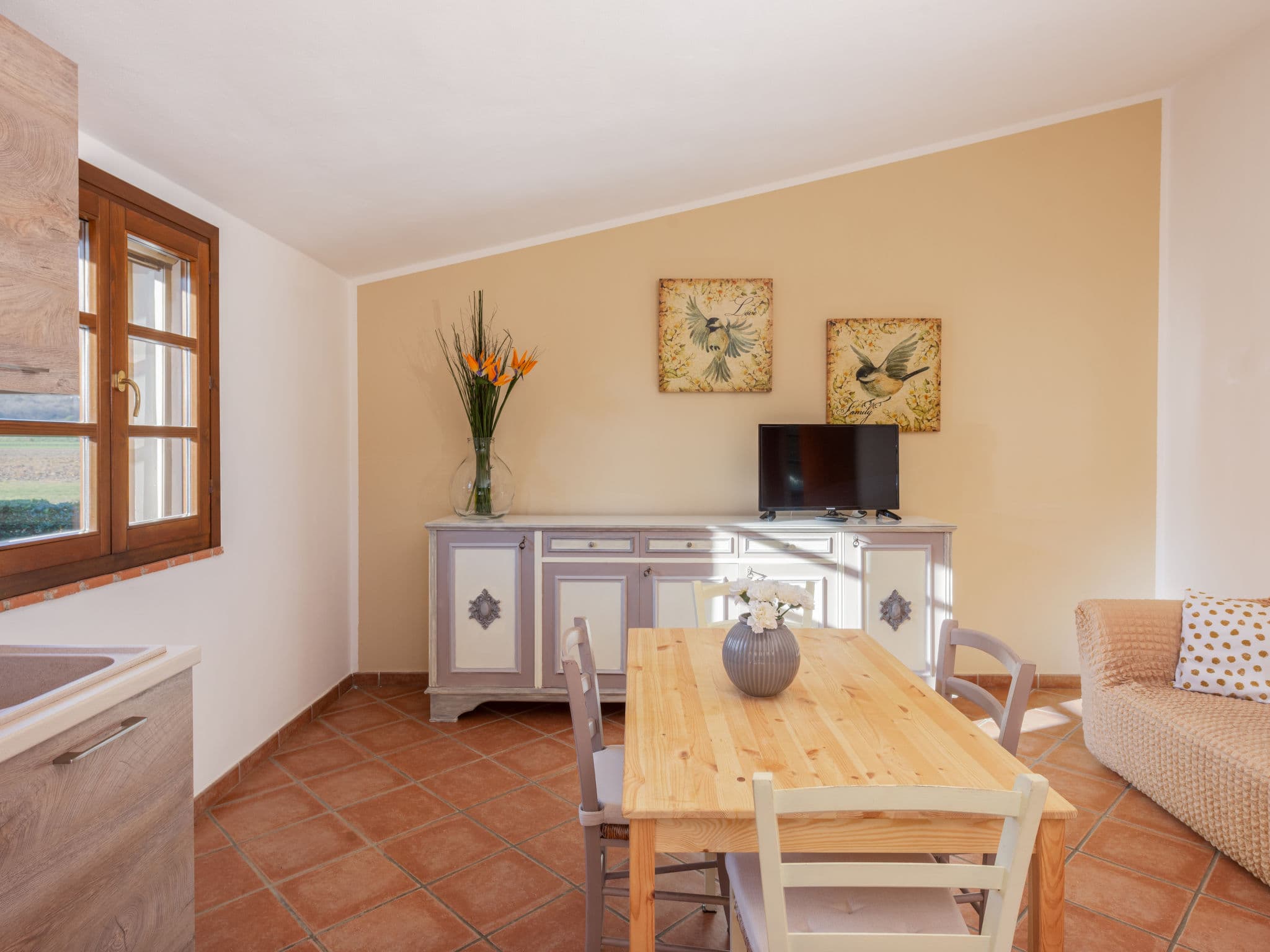 Kitchen / Dining Room