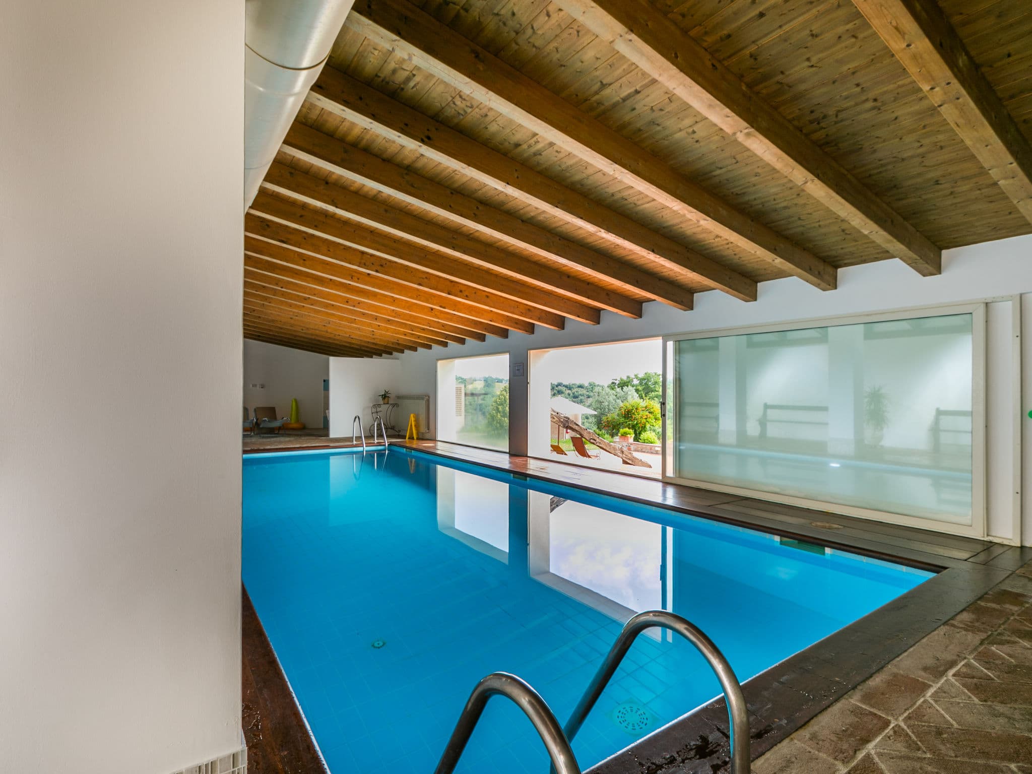 Pool Indoor