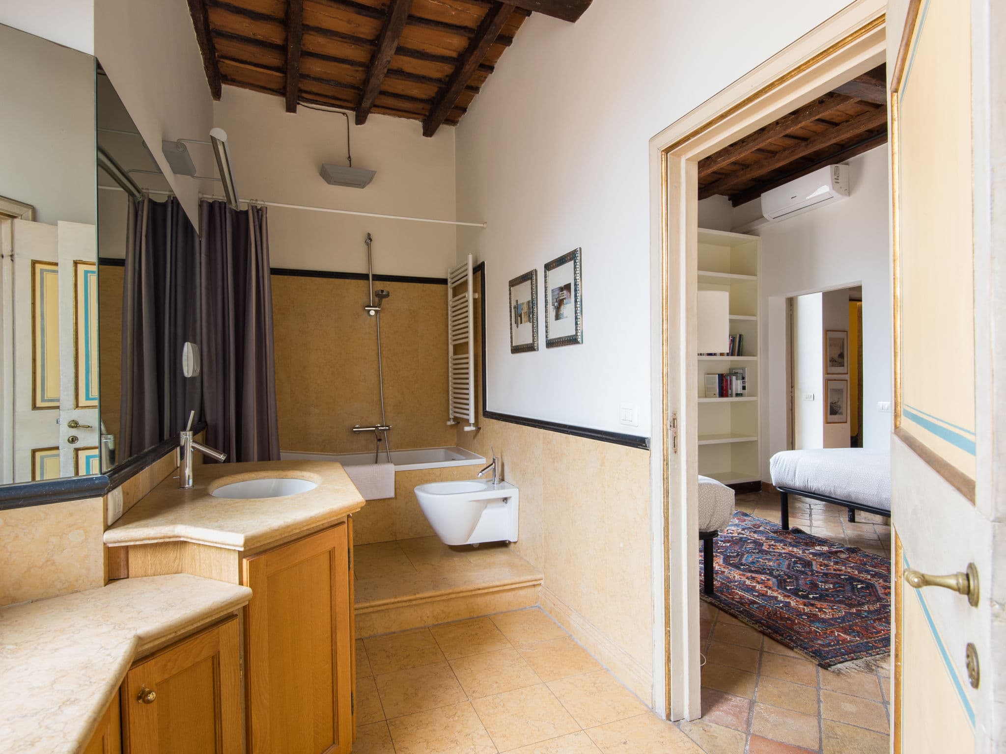 Bathroom / Wellness