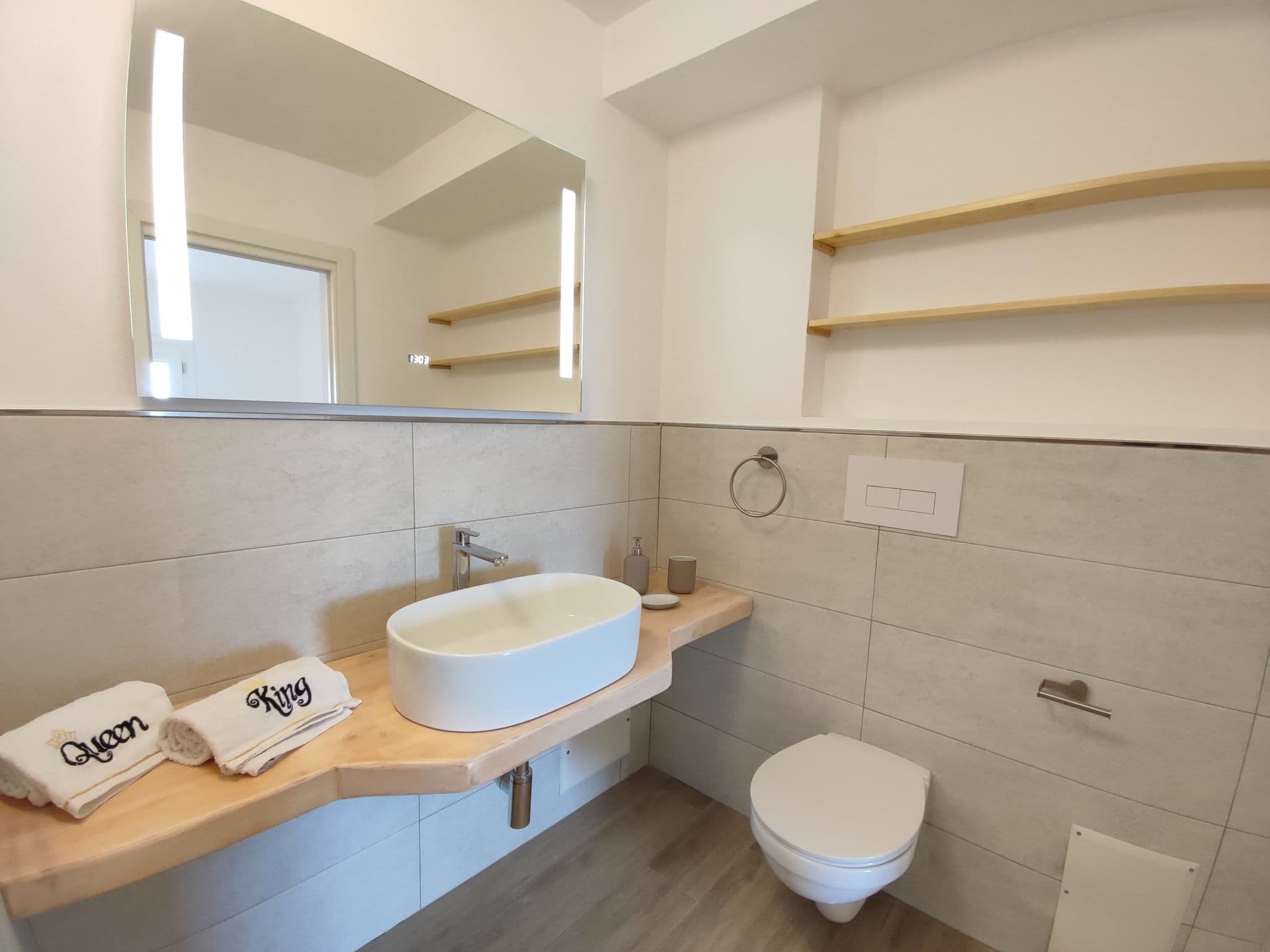 Bathroom / Wellness