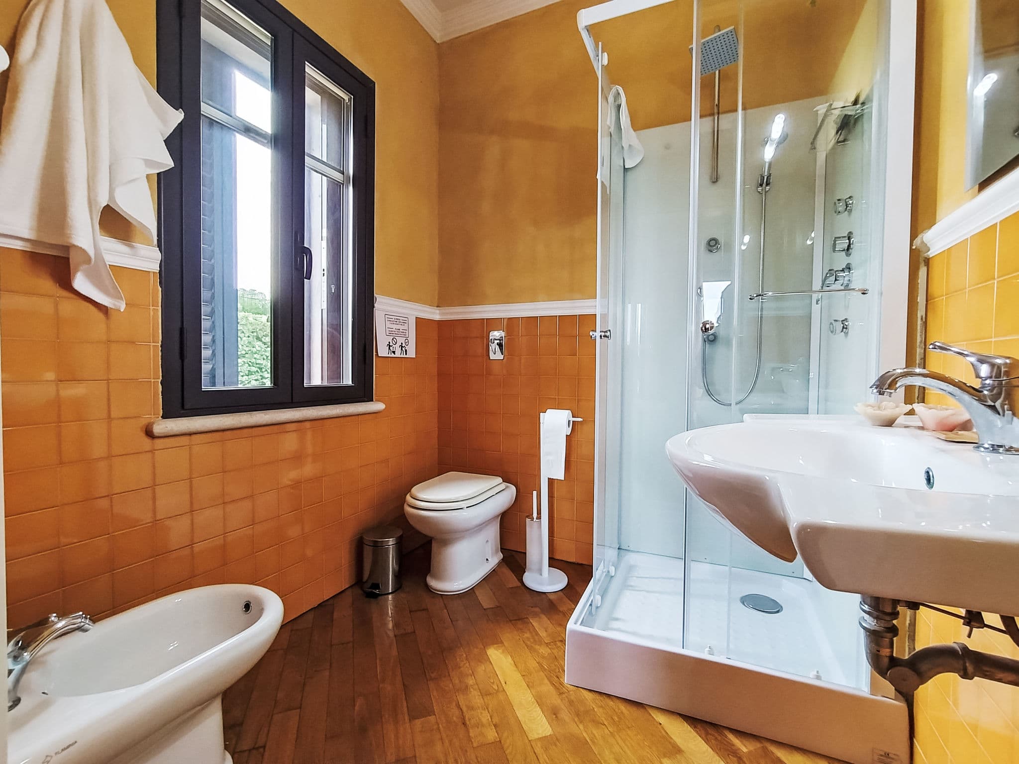 Bathroom / Wellness