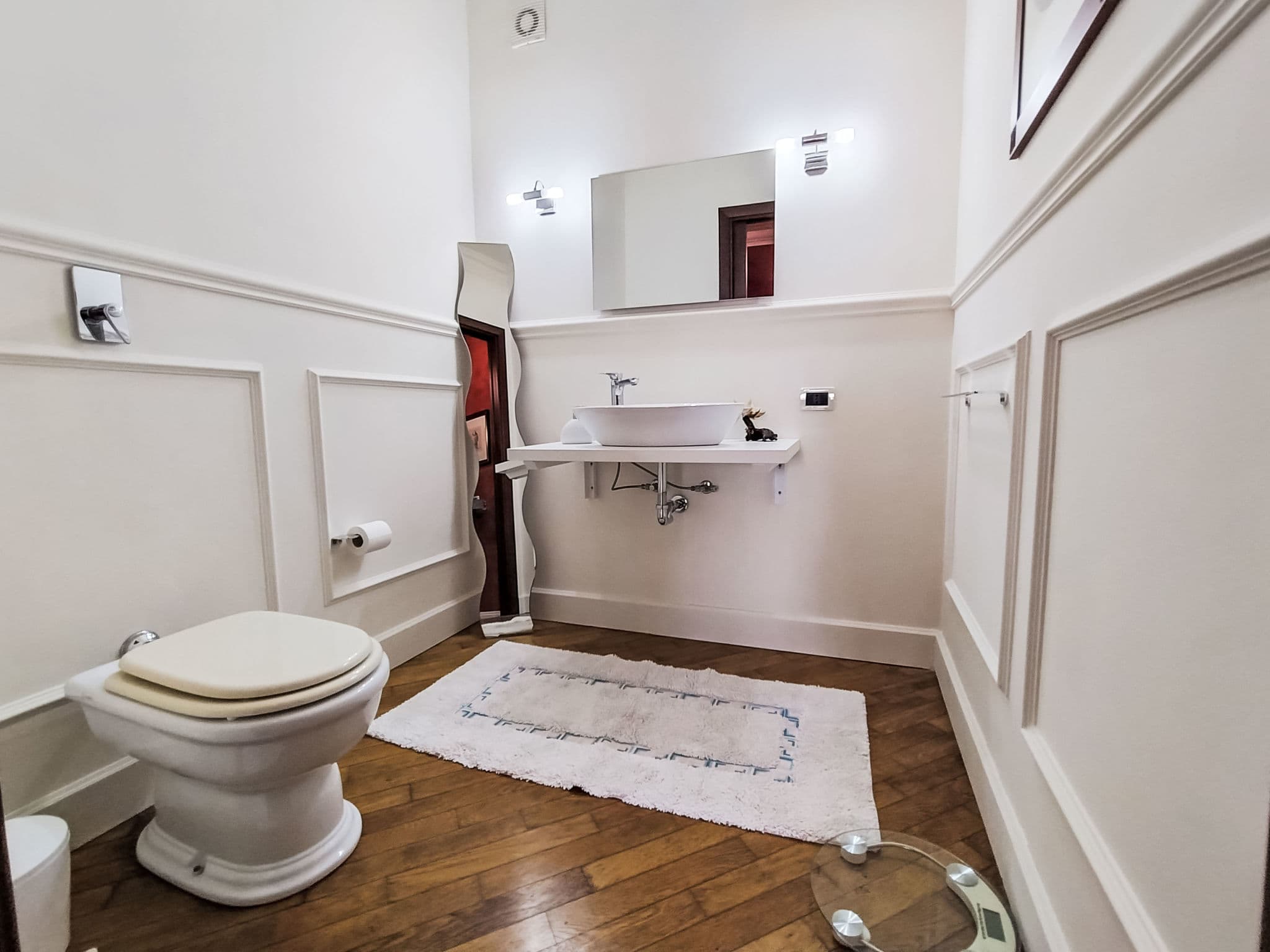 Bathroom / Wellness