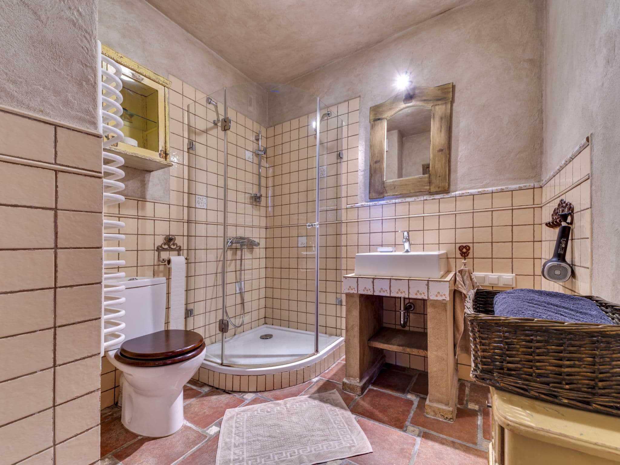 Bathroom / Wellness