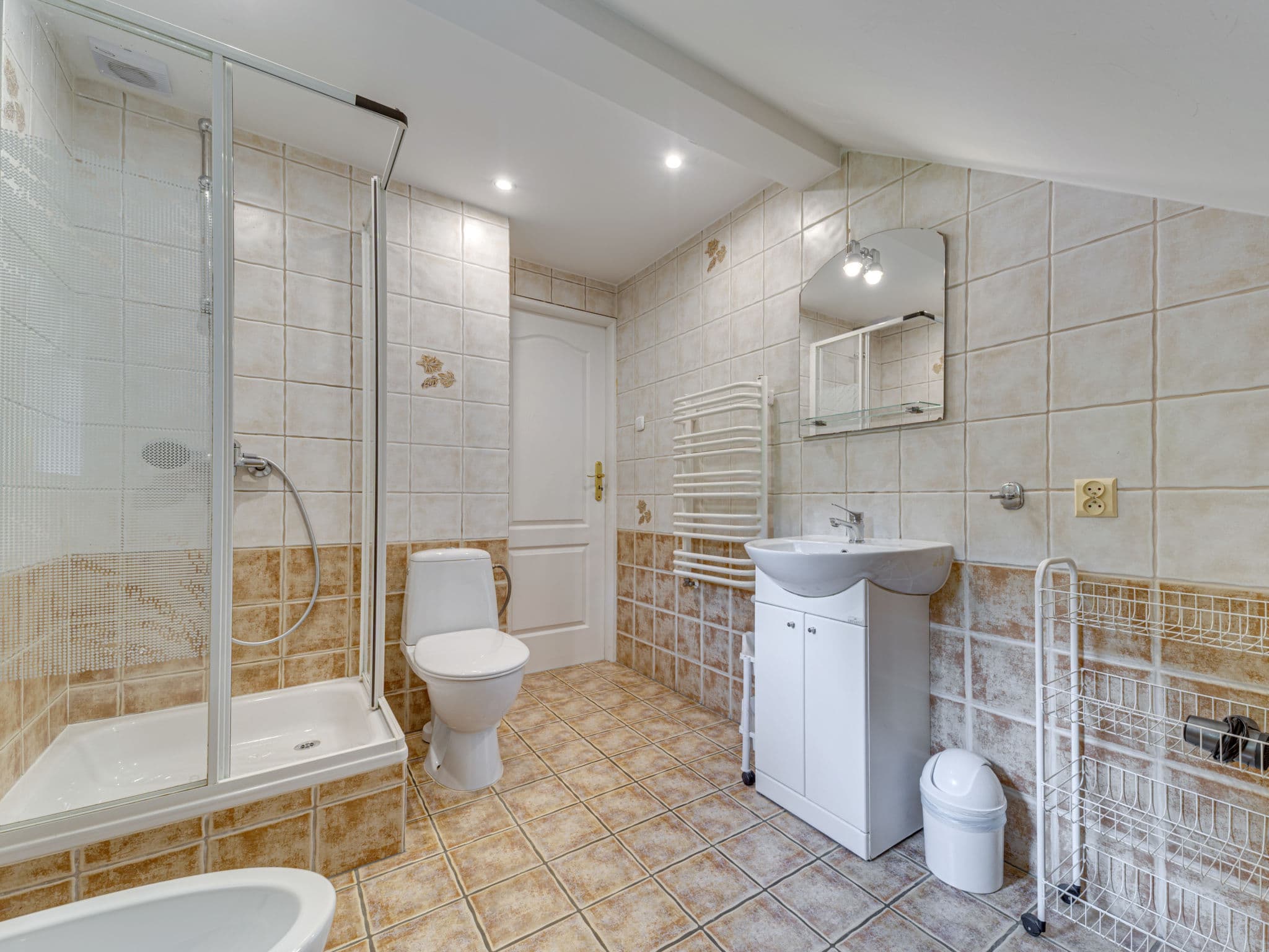 Bathroom / Wellness