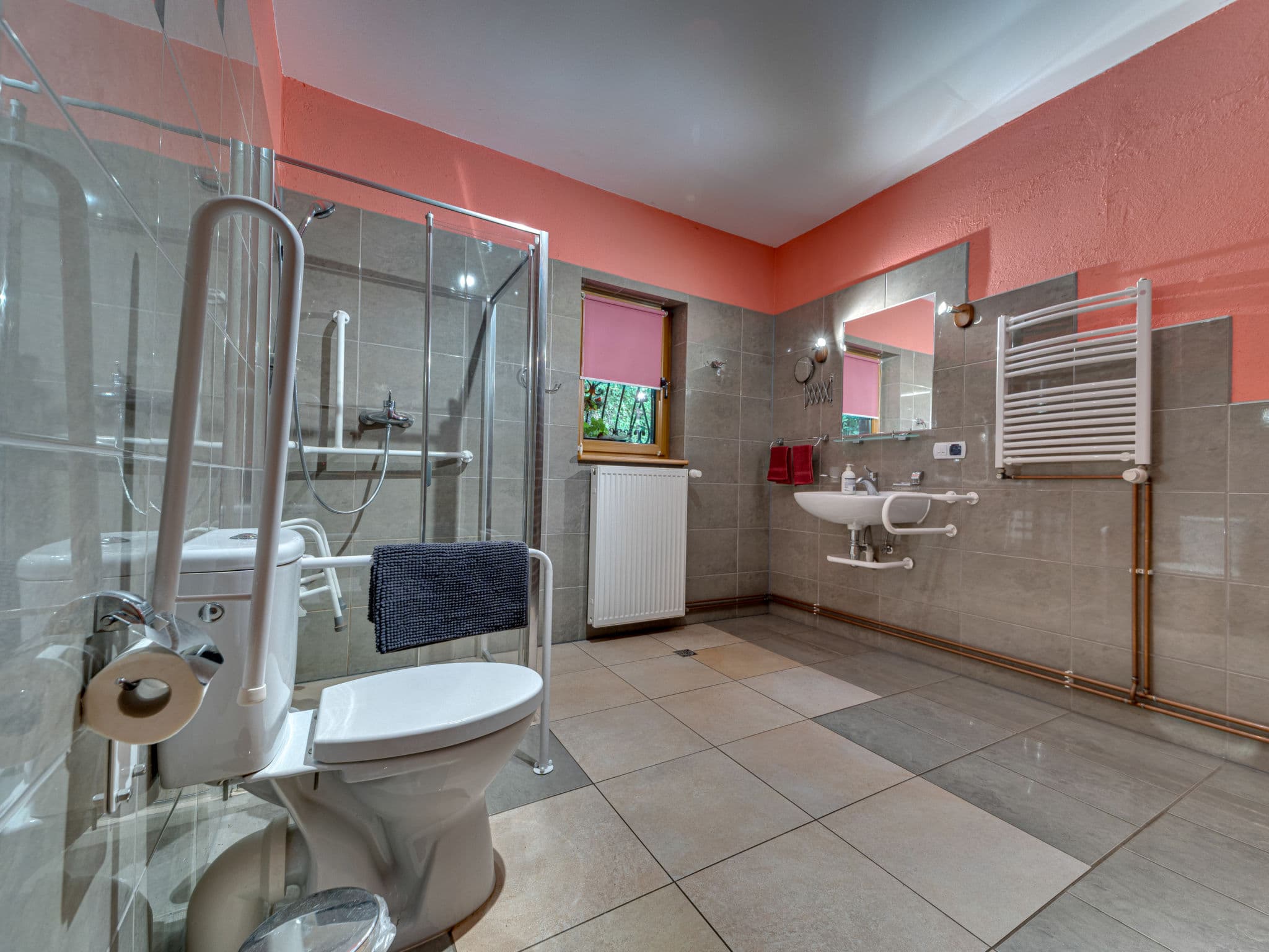 Bathroom / Wellness