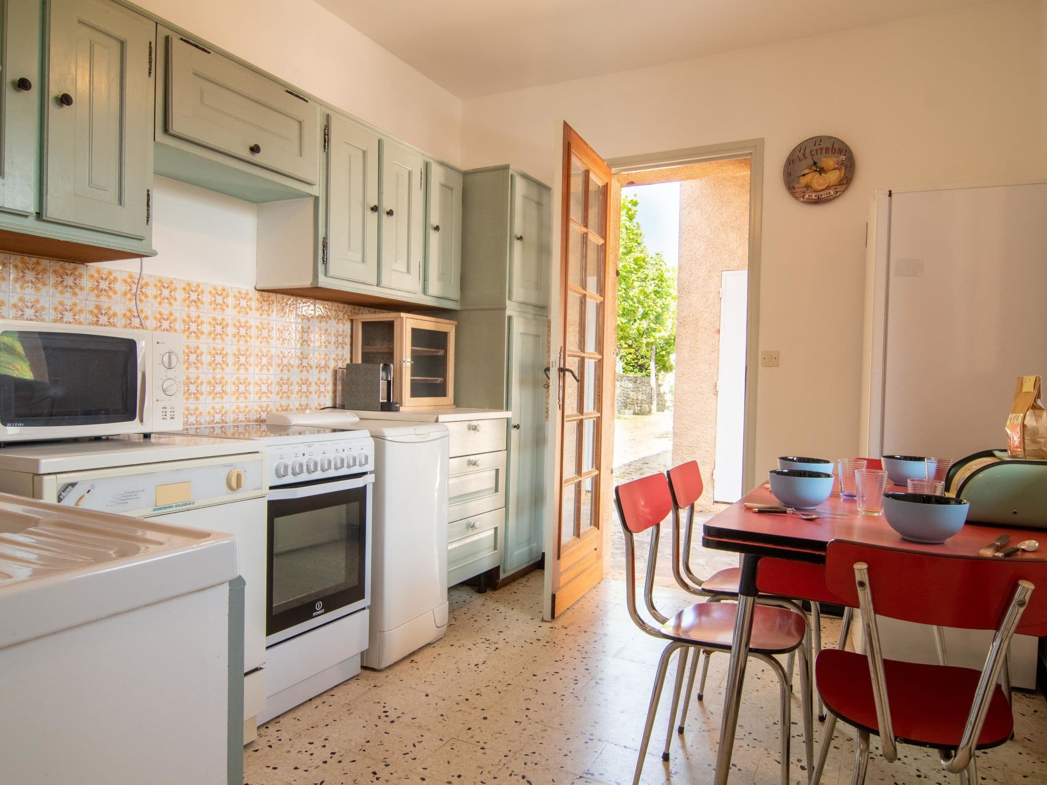 Kitchen / Dining Room