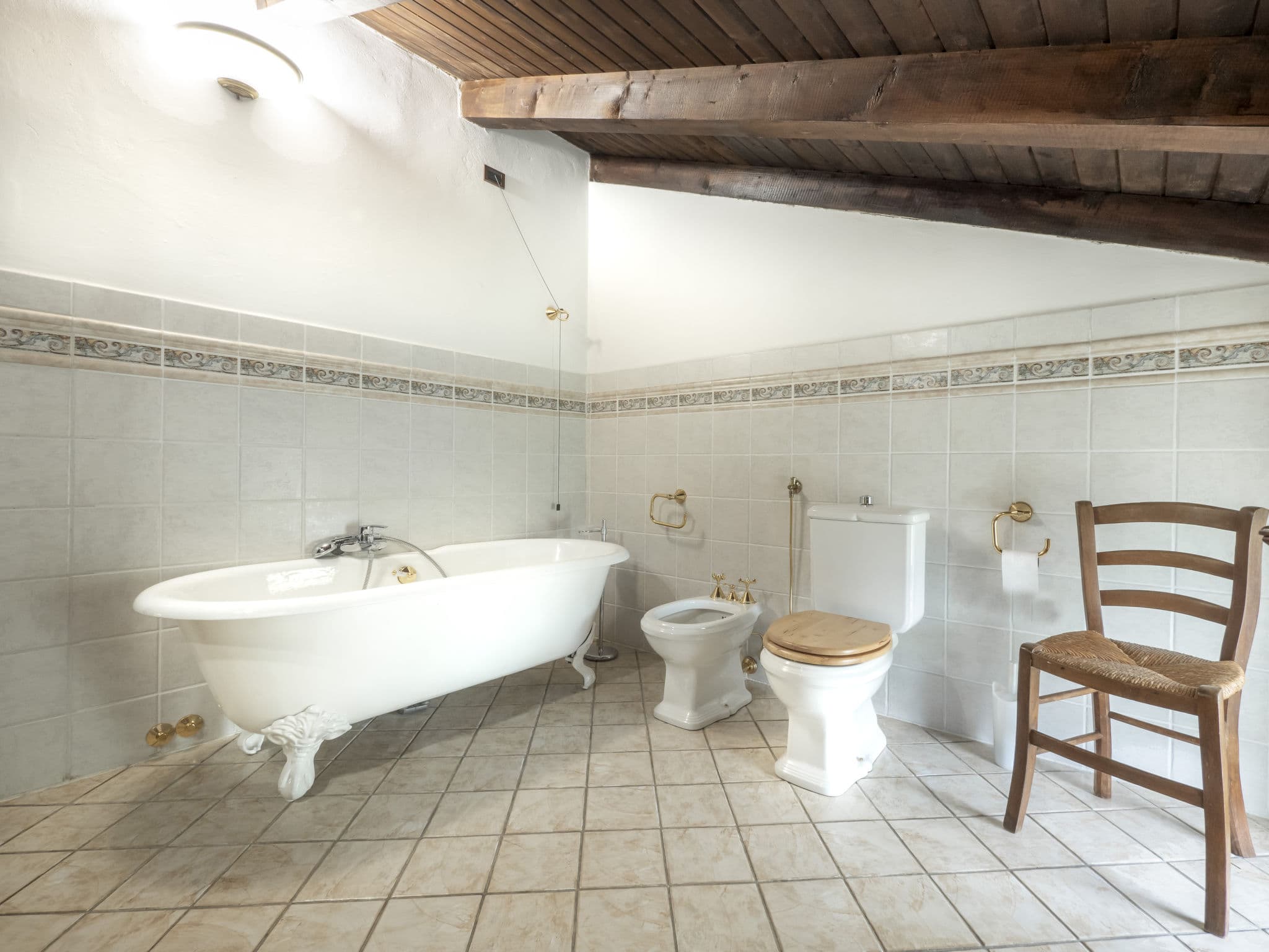 Bathroom / Wellness