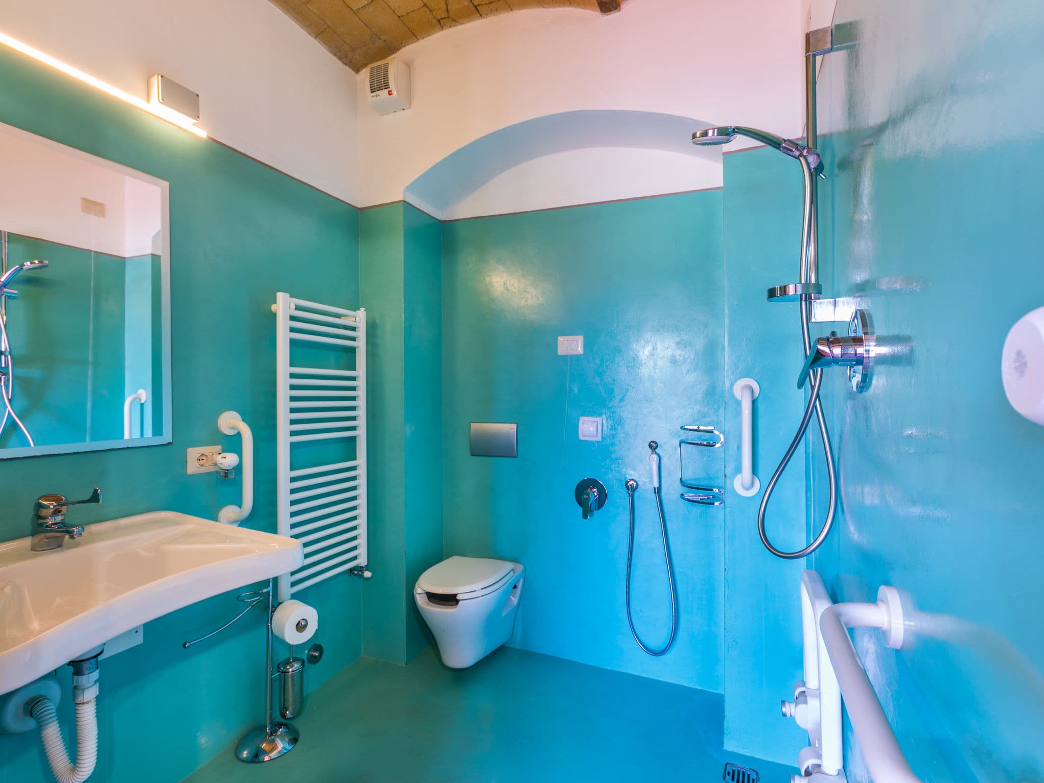 Bathroom / Wellness