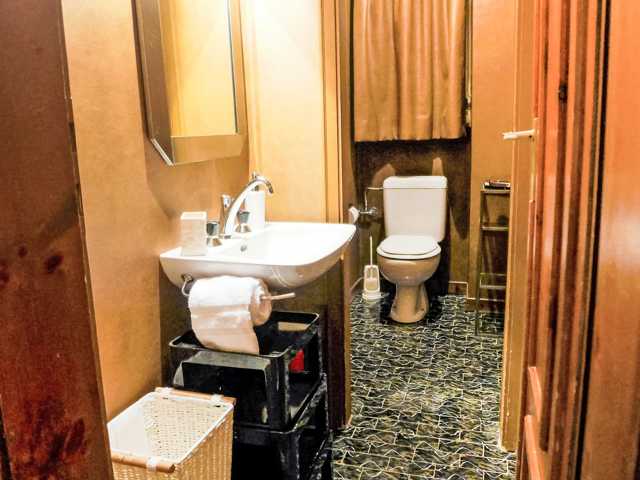 Bathroom / Wellness