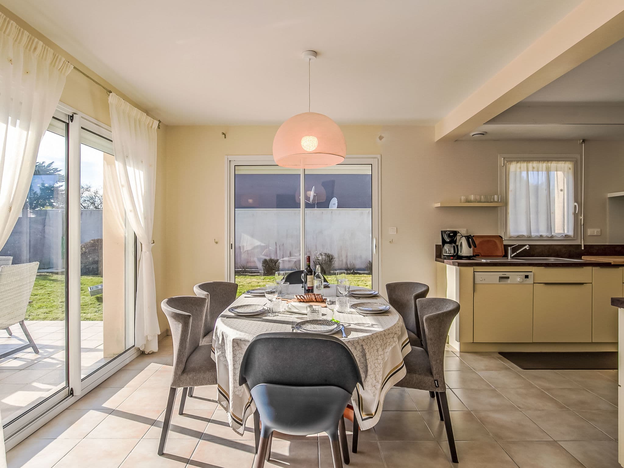 Kitchen / Dining Room