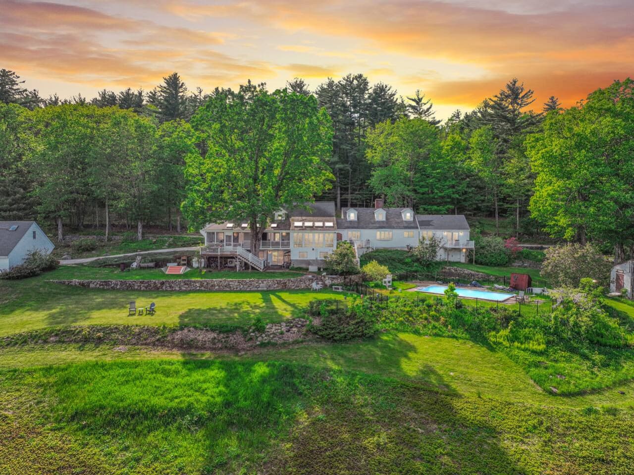 Hillcrest | 100+ Acres, Pool, Views & Sleeps 22