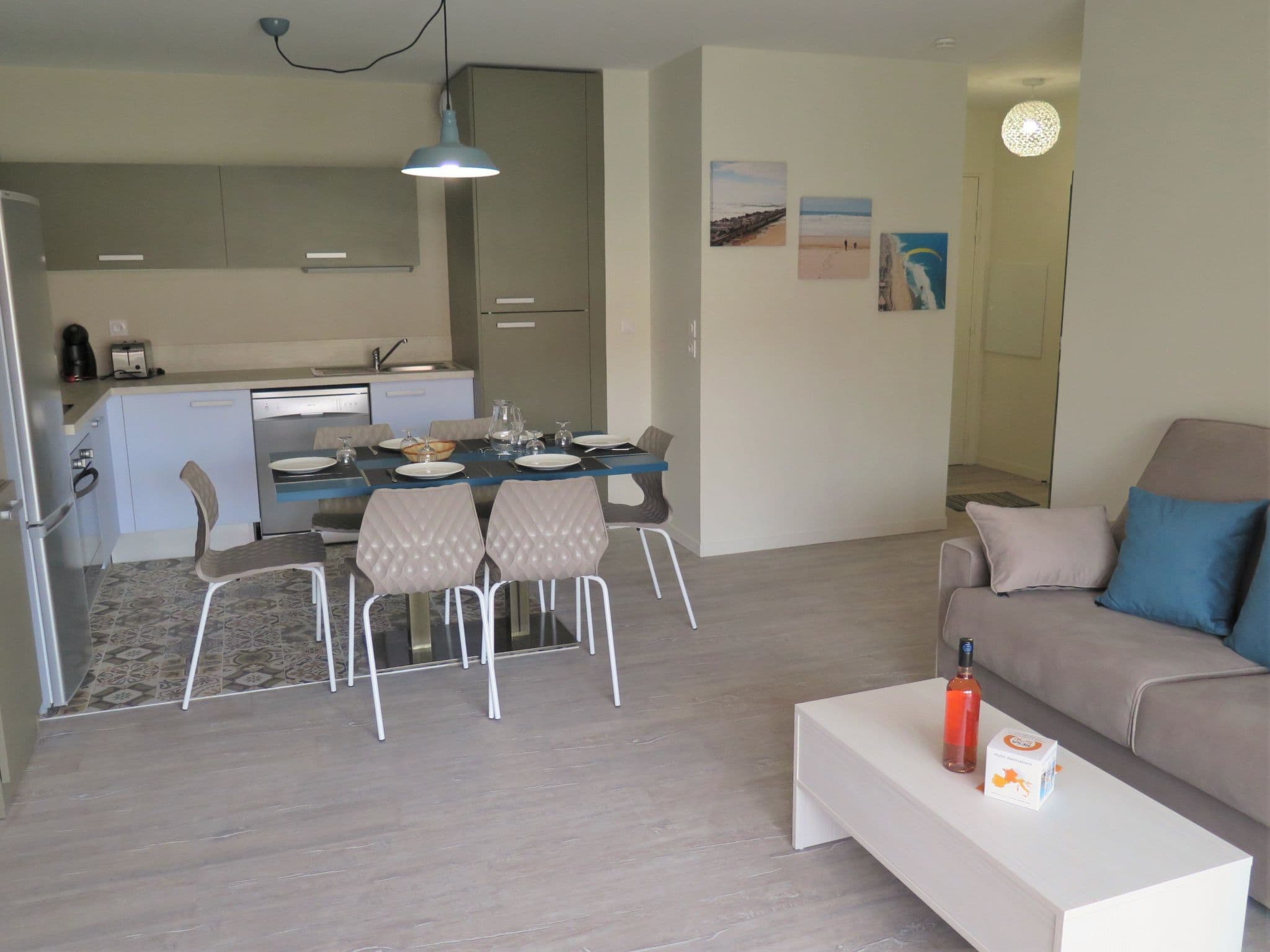 Kitchen / Dining Room