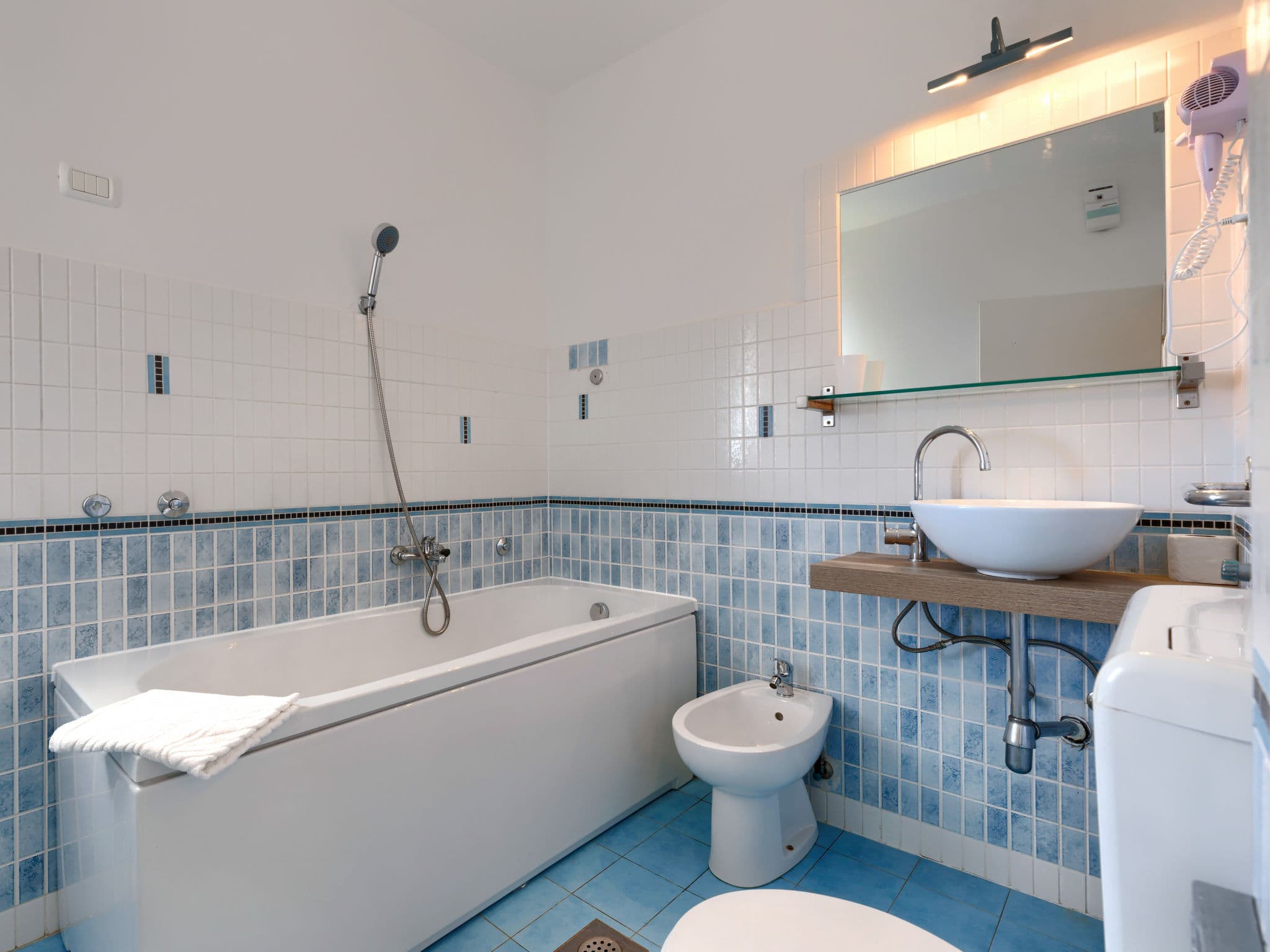 Bathroom / Wellness