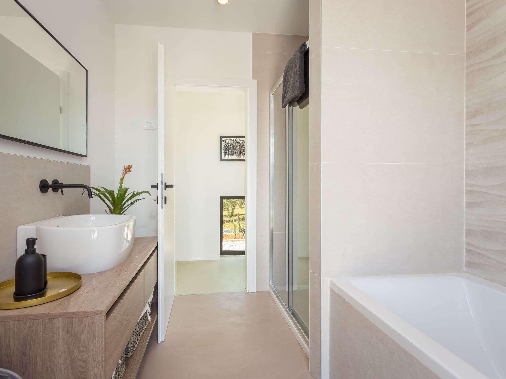 Bathroom / Wellness