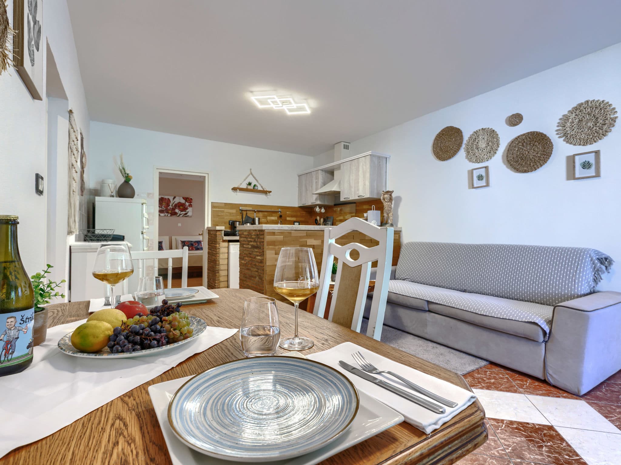 Kitchen / Dining Room